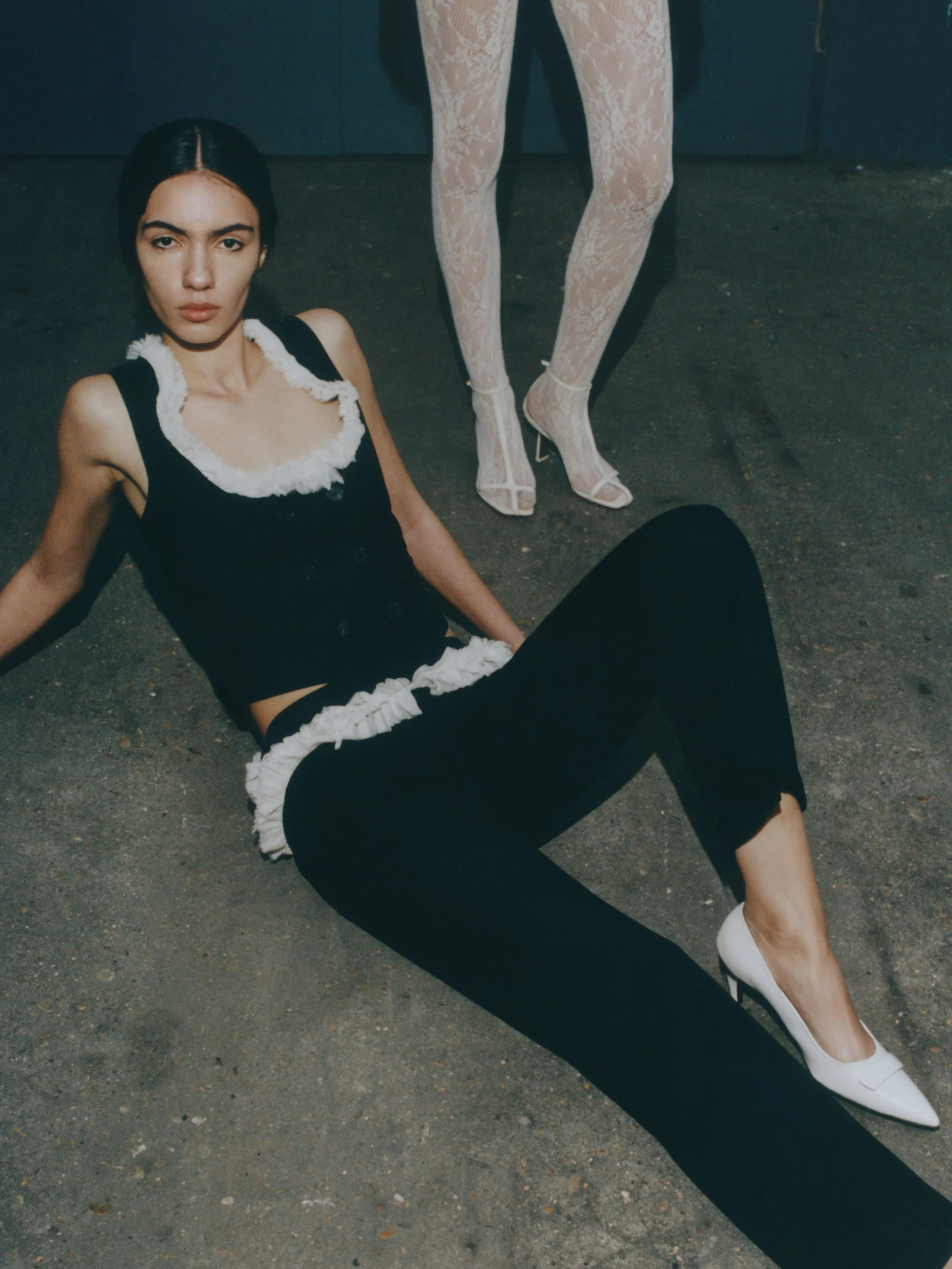 Robert Binda Photography, fashion photographer
high end photography
luxury brand photography
editorial fashion photographer
commercial fashion photography
portrait photographer
fine art fashion imagery
creative direction
fine jewellery photographer