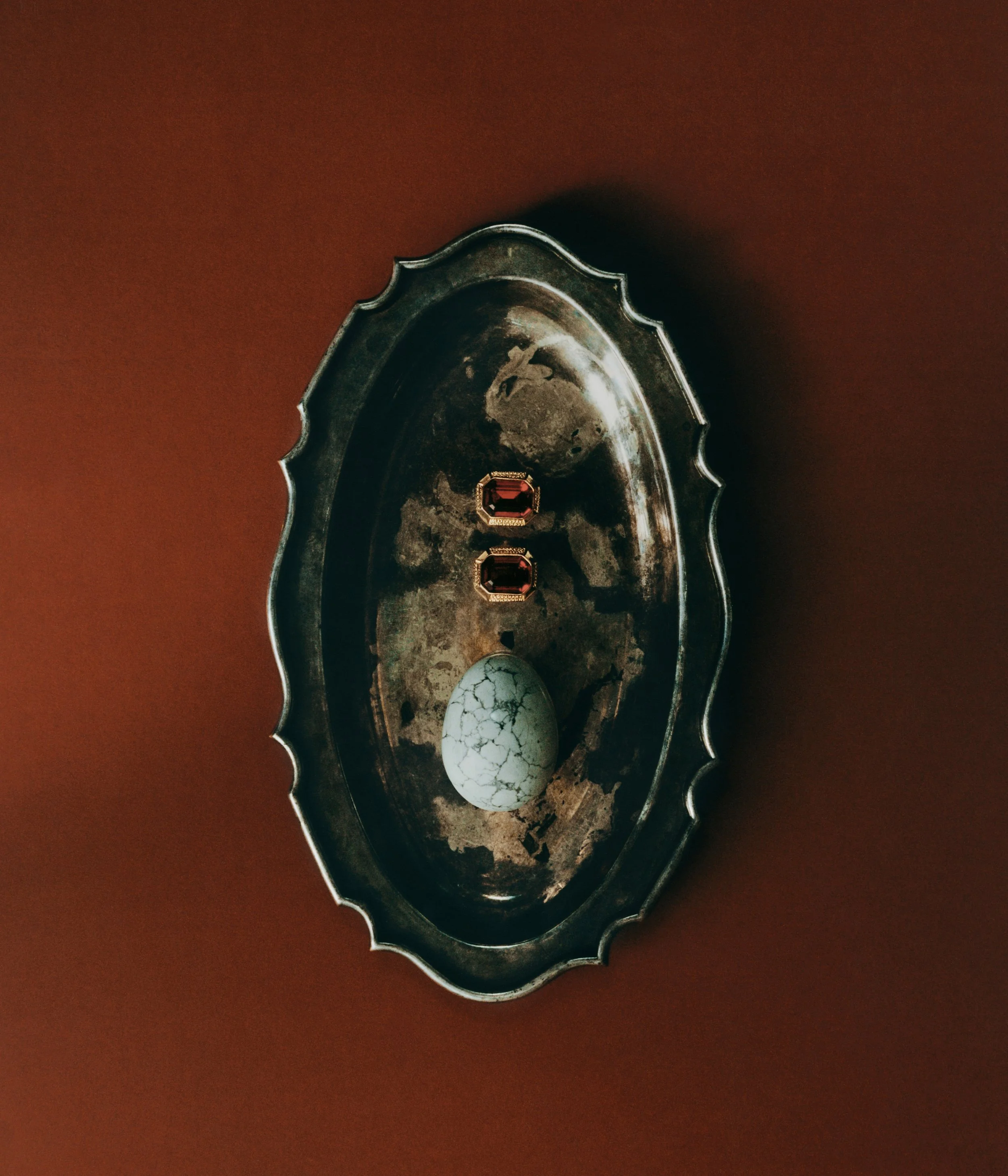 Robert Binda Photography, fashion photographer
high end photography
luxury brand photography
editorial fashion photographer
commercial fashion photography
portrait photographer
fine art fashion imagery
creative direction
fine jewellery photographer