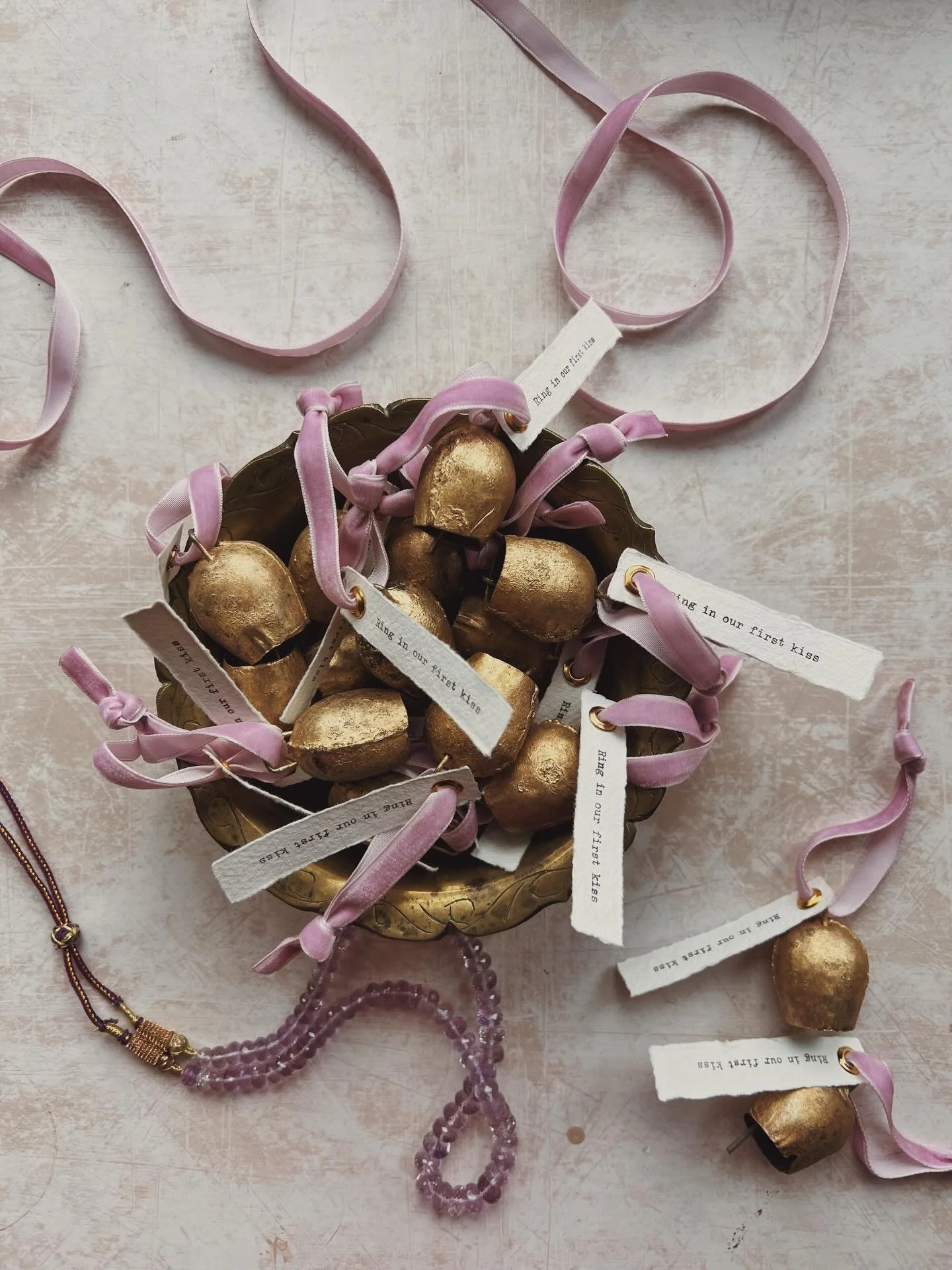 India ➛ Scotland ➛ Jackson Hole, WY 💜

#weddingbells #vintagewedding #firstkissbells