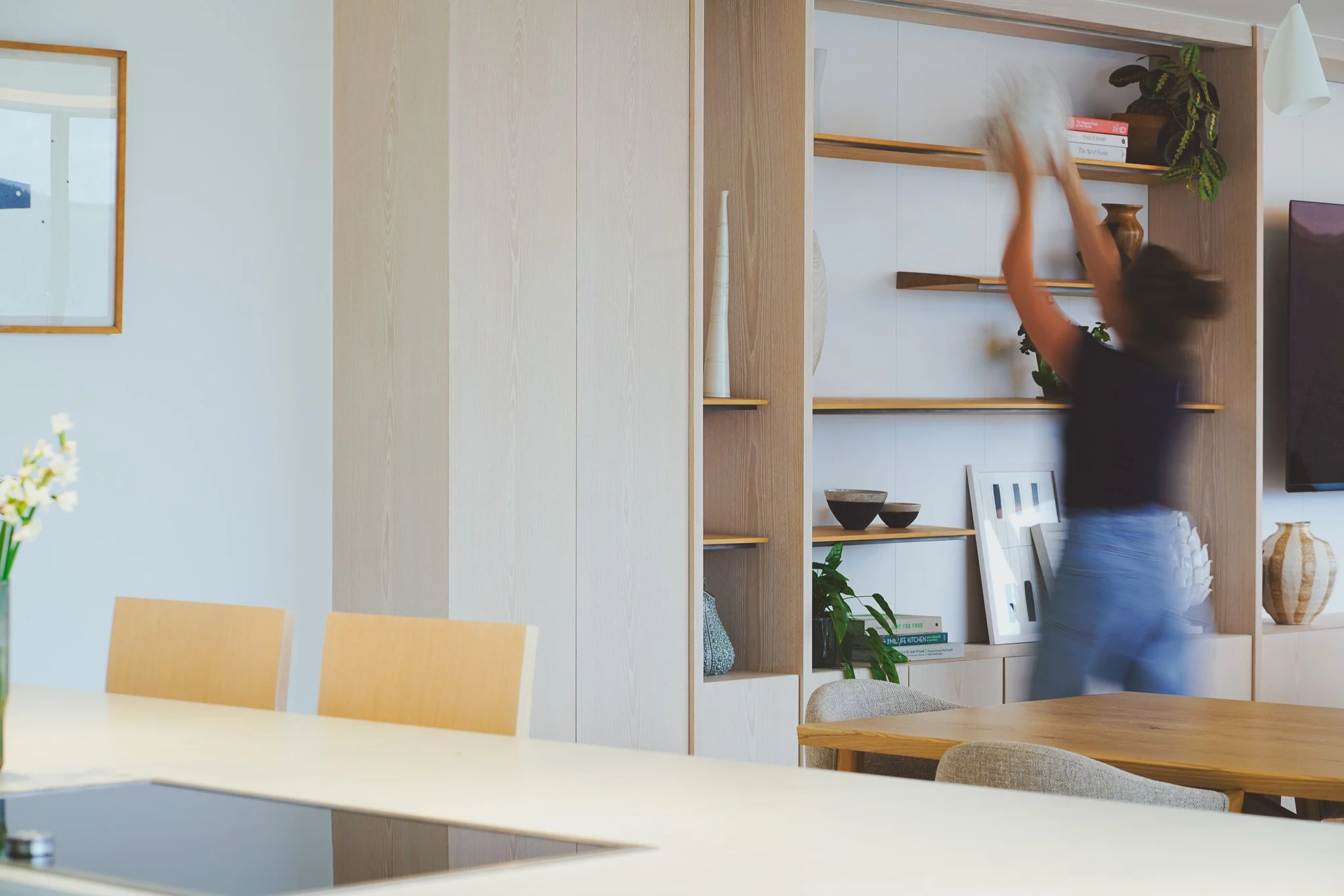 Finishing Touches # About Us# | The little details make a big difference. I advise on everything from art and lighting to soft furnishings and accessories. These final touches ensure your space isn’t just beautiful, but truly feels like yours.
A spac