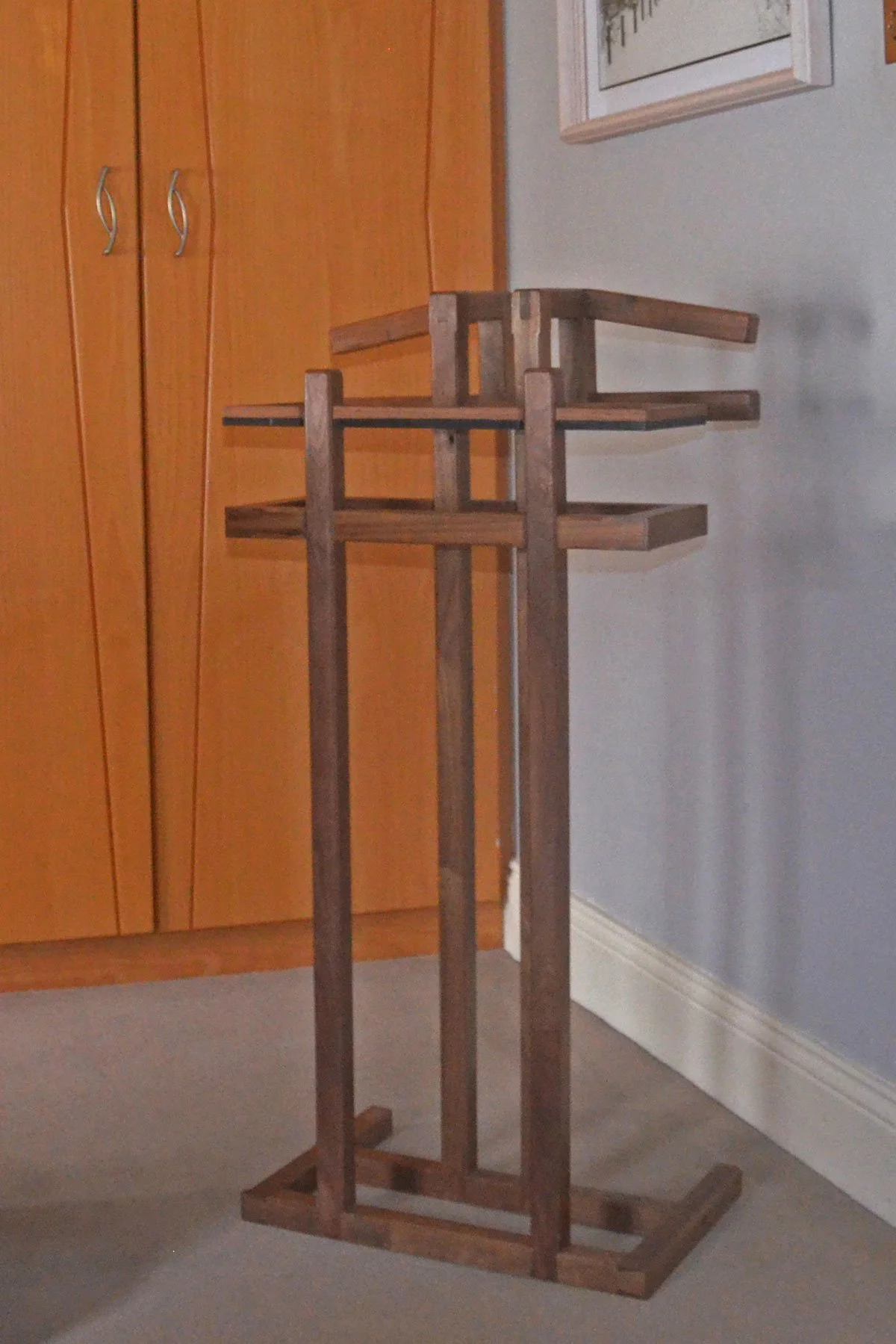 Woodhouse Valet Stand