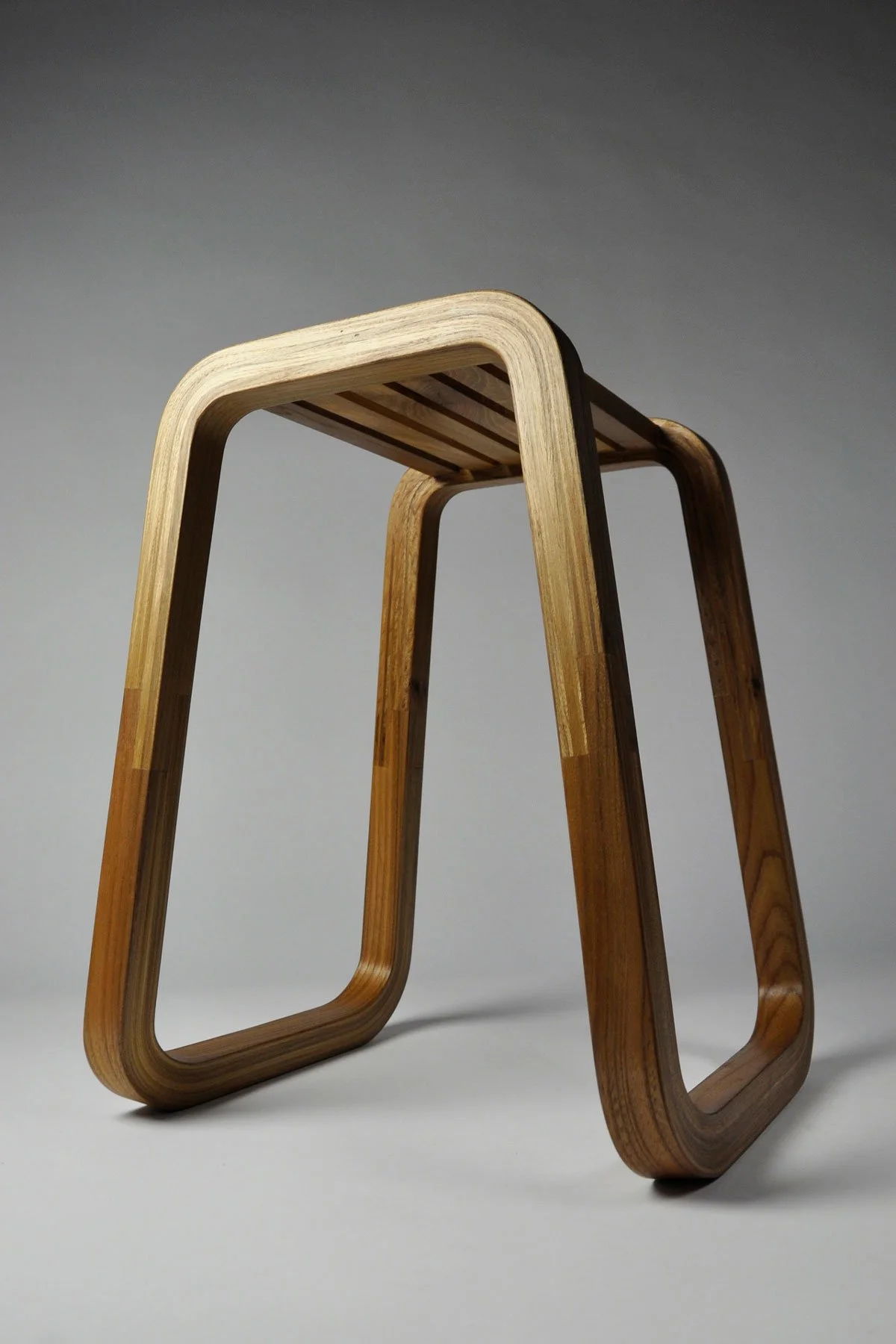 An Diallait — The Saddle Stool