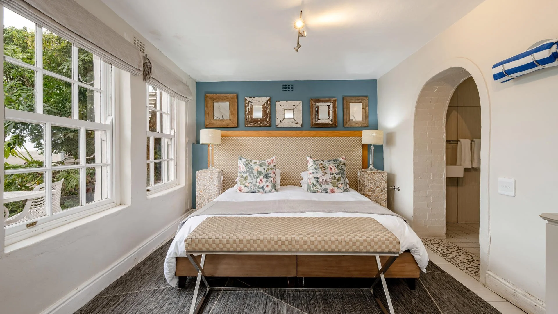 FHH-Room-02.jpg