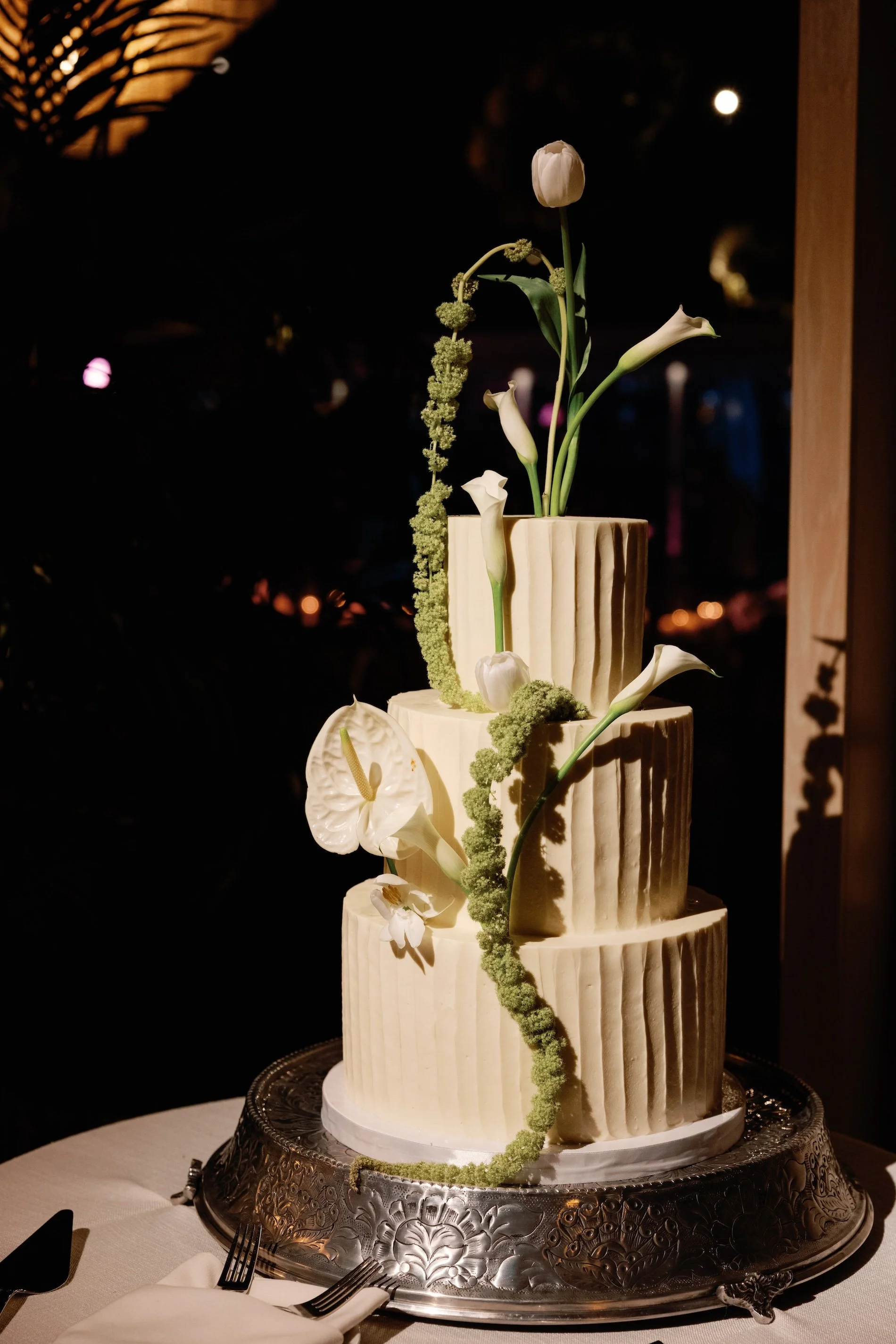 ECBG Chicago Wedding Cake Gallery 151.jpg