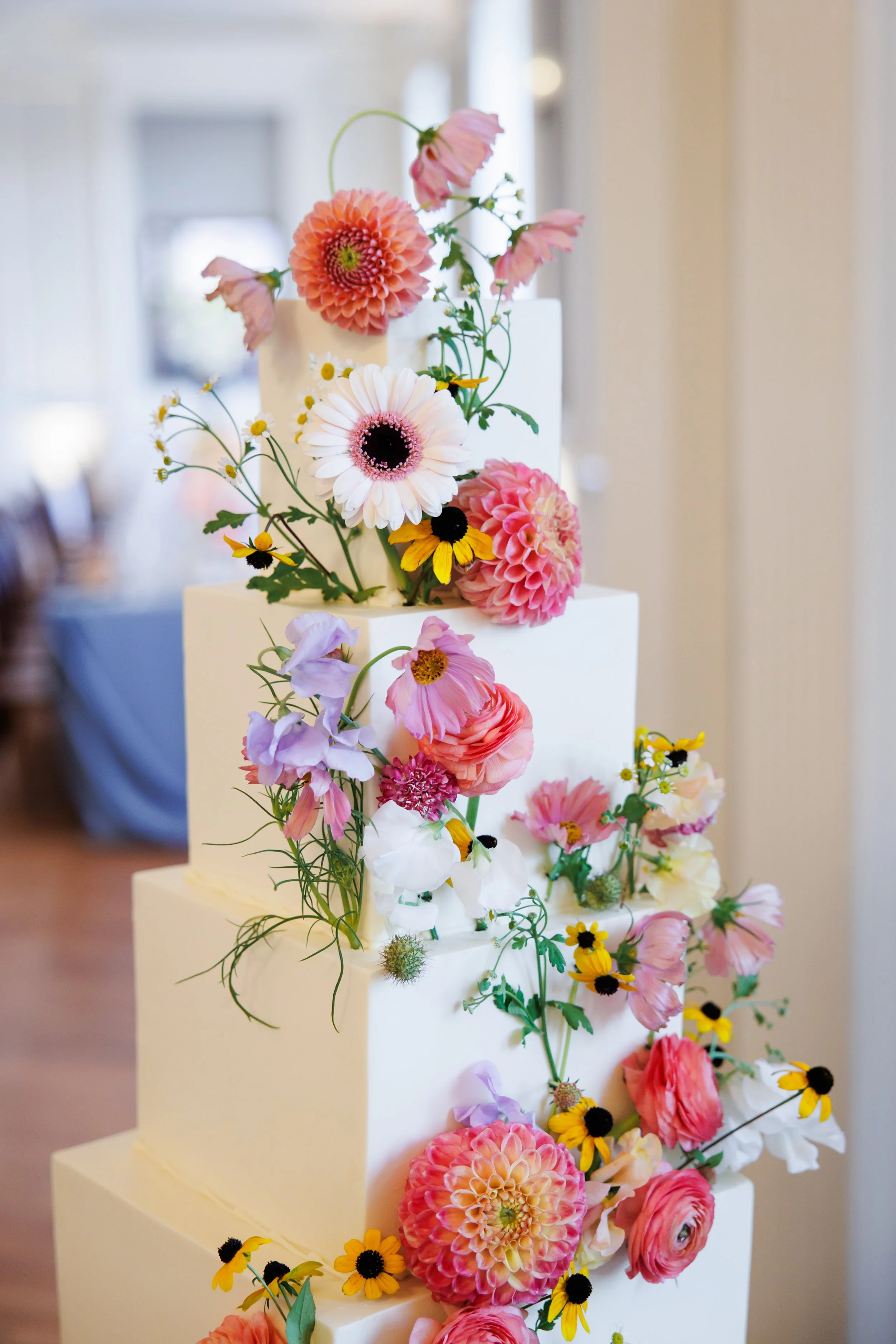 ECBG+Cake+Studio+Custom+Cakes+Chicago+Wedding+Gallery+Highlight 23.jpg