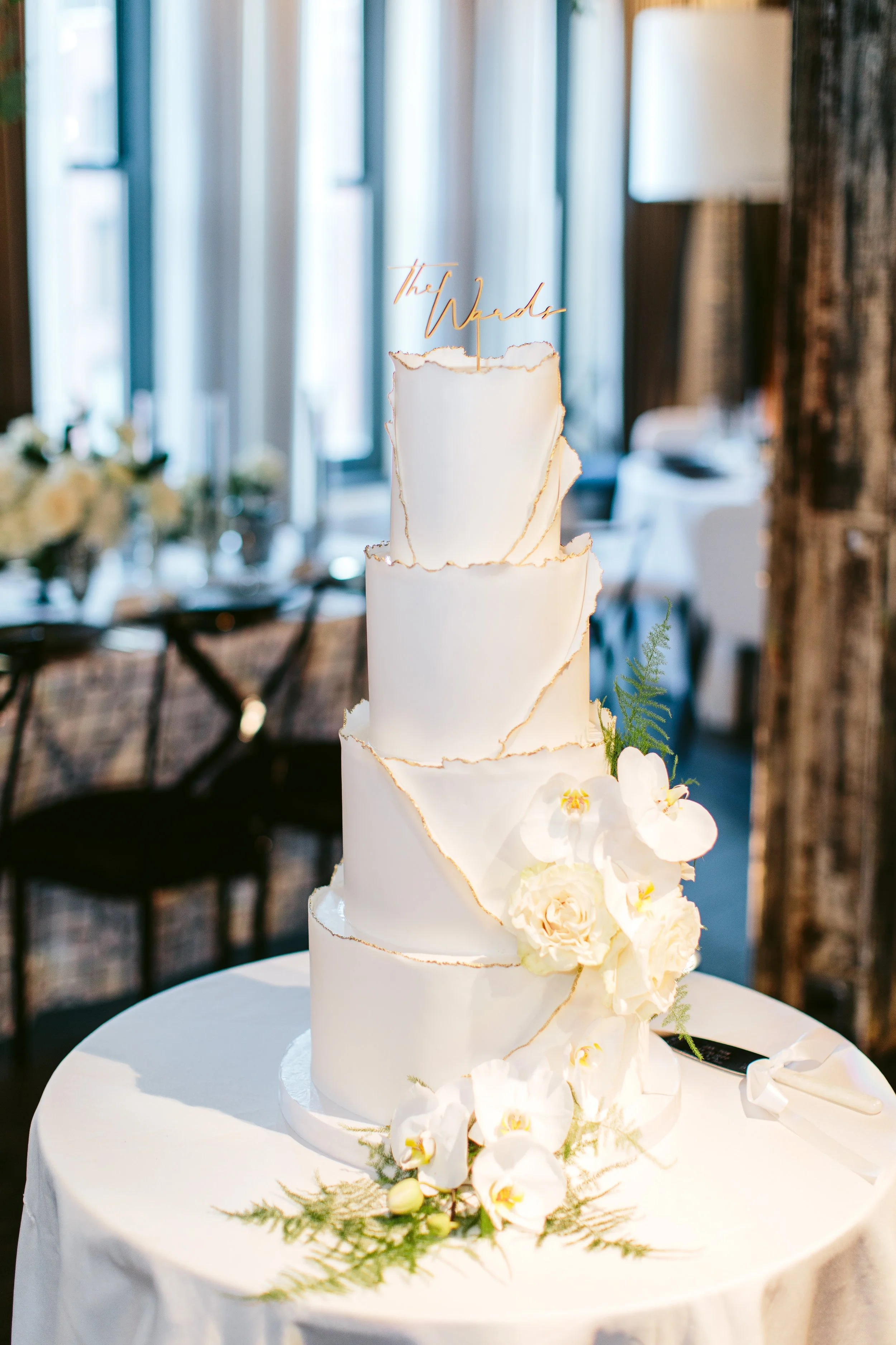 ECBG Cake Studio Custom Chicago Bakery Cakes Wedding Cakes Portfolio 244.jpg