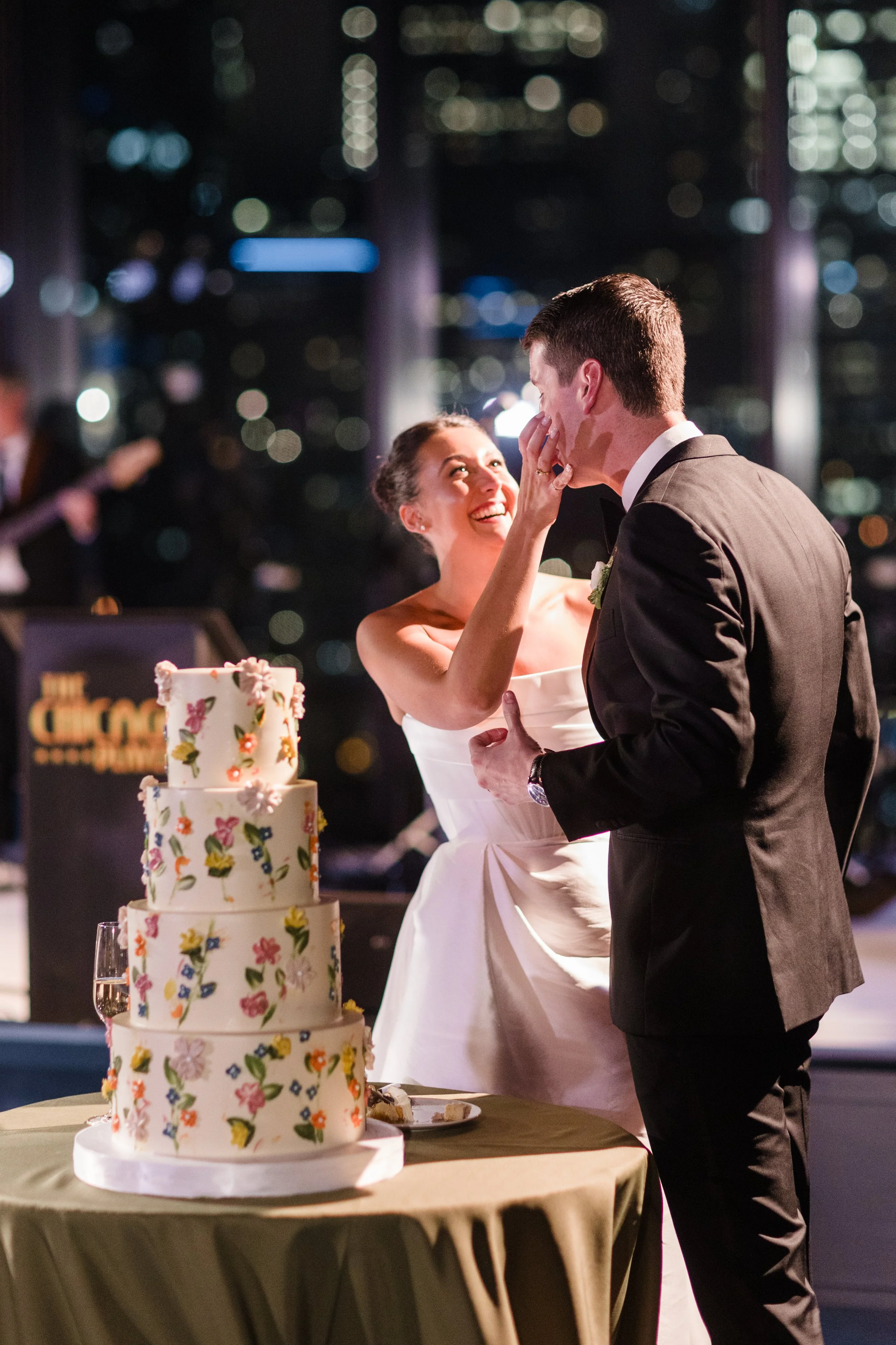 ECBG+Cake+Studio+Custom+Cakes+Chicago+Wedding+Gallery+Highlight 12.jpg