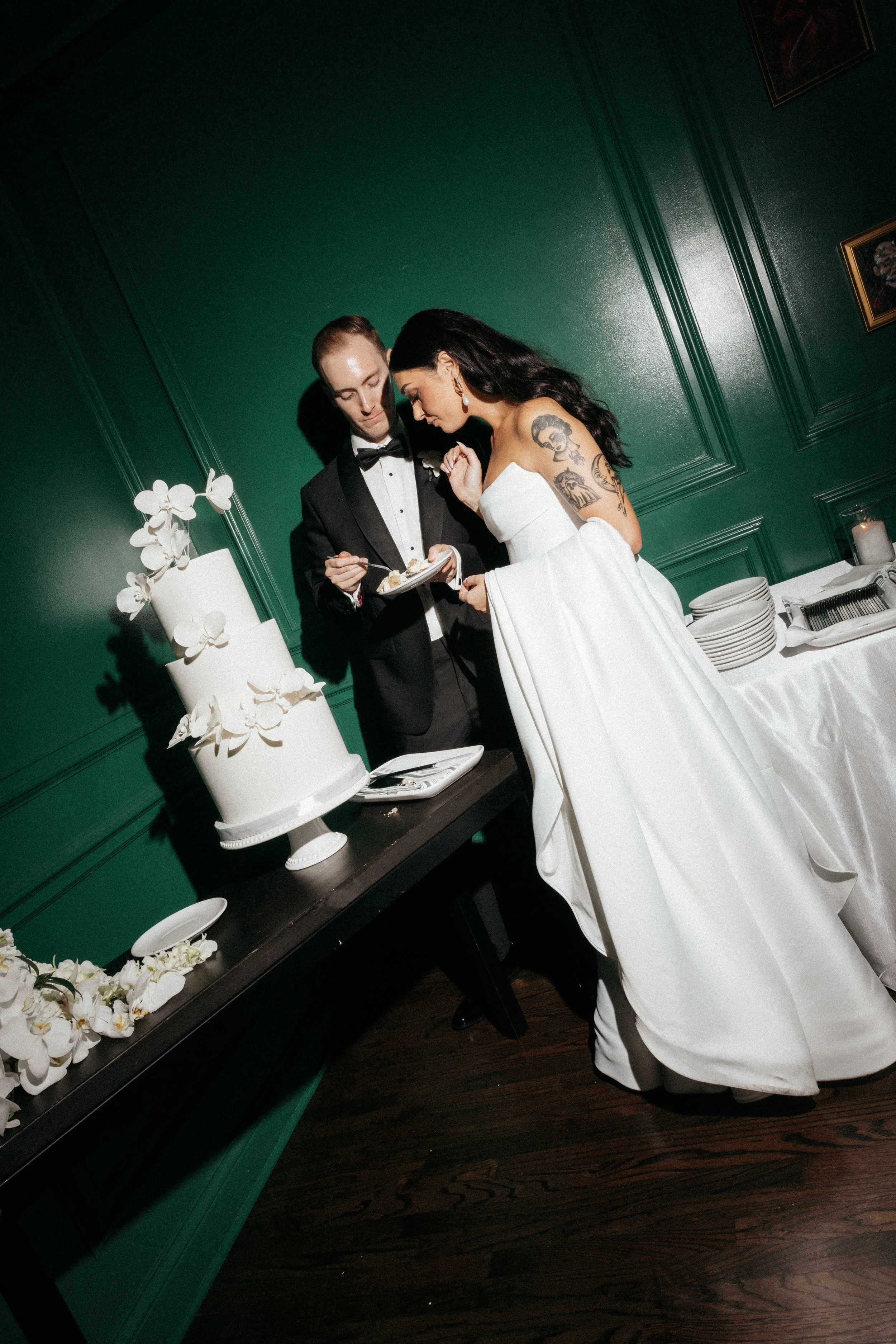 ECBG+Cake+Studio+Custom+Cakes+Chicago+Wedding+Gallery+Highlight 10.jpg