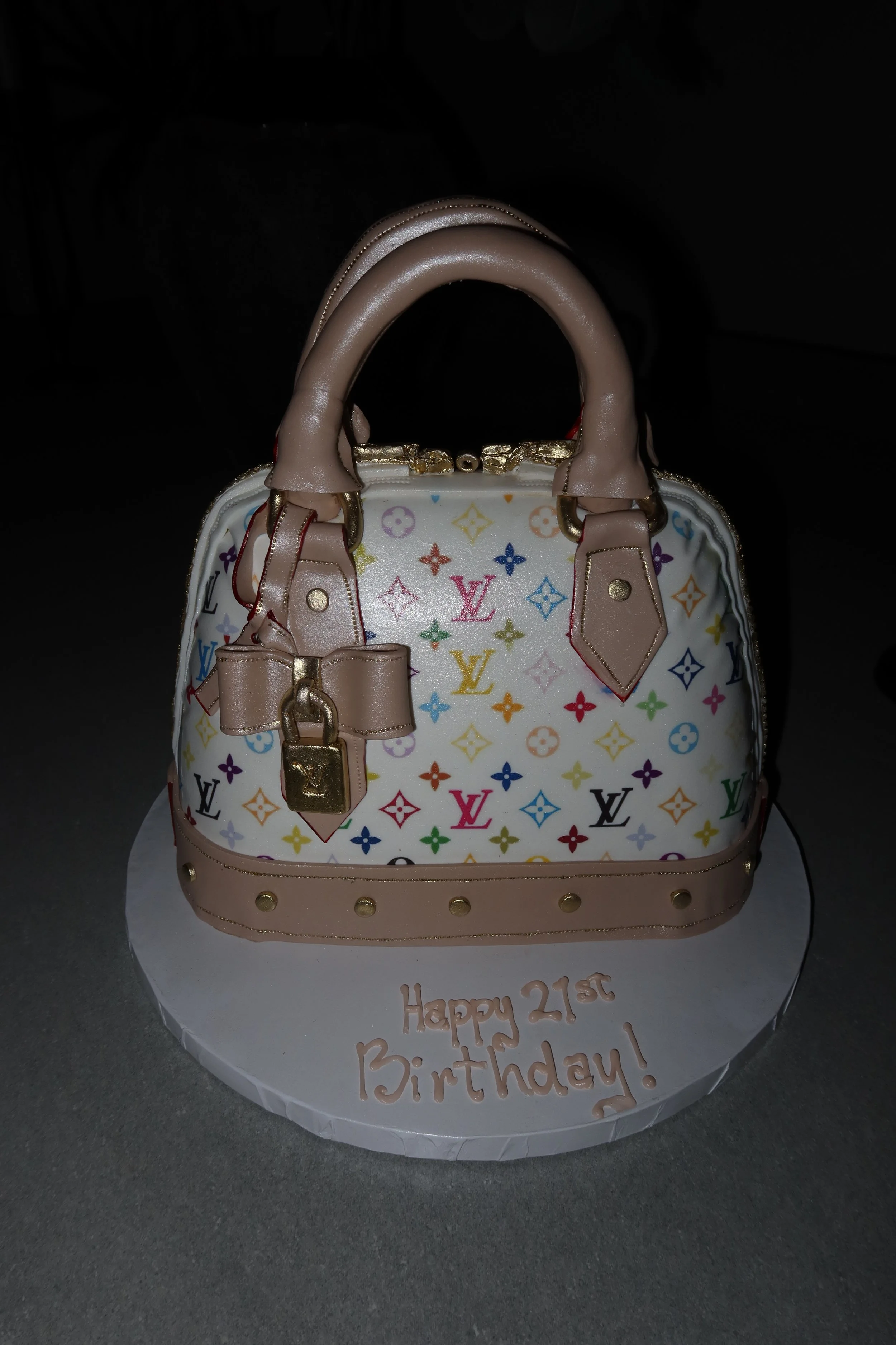 ECBG+Cake+Studio+Custom+Cakes+Chicago+Gallery+Highlight 3.JPG