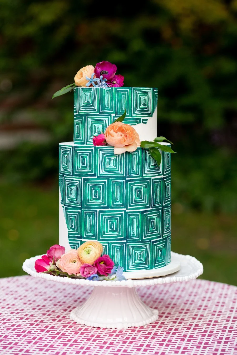2 tier simple wedding cake designs
