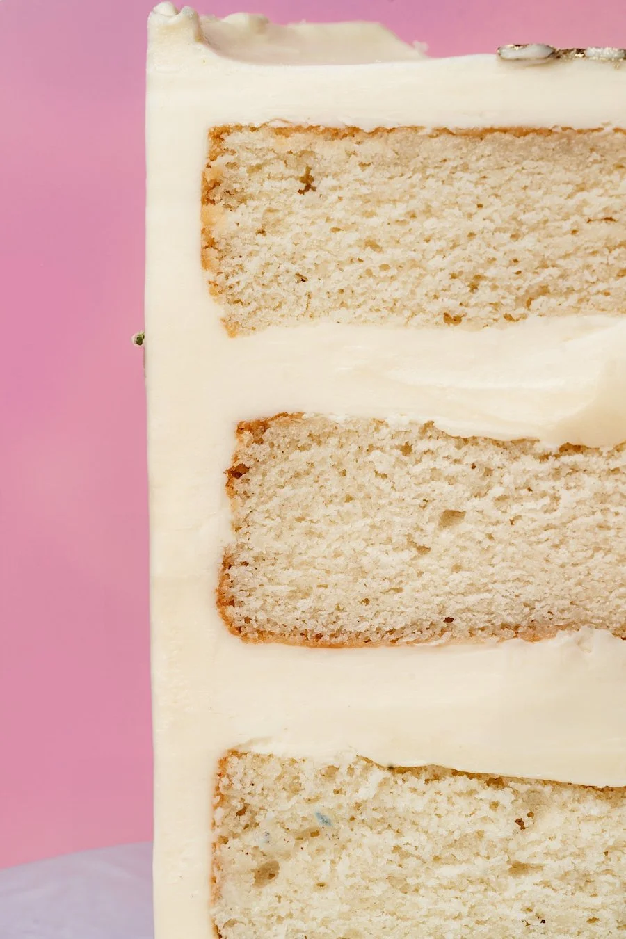 how long should you let cake cool before frosting - close-up shot of a slice of cake