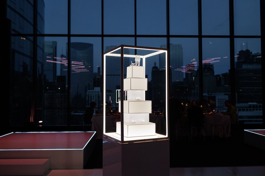 how to make a dummy cake - 6-tier cake all lit up