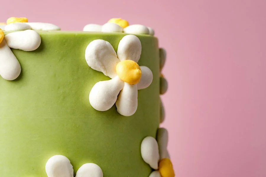 What To Know About How To Make Buttercream Flowers