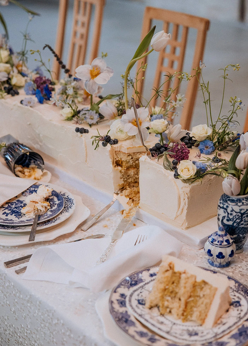 ECBG Chicago Wedding Cakes 6.png