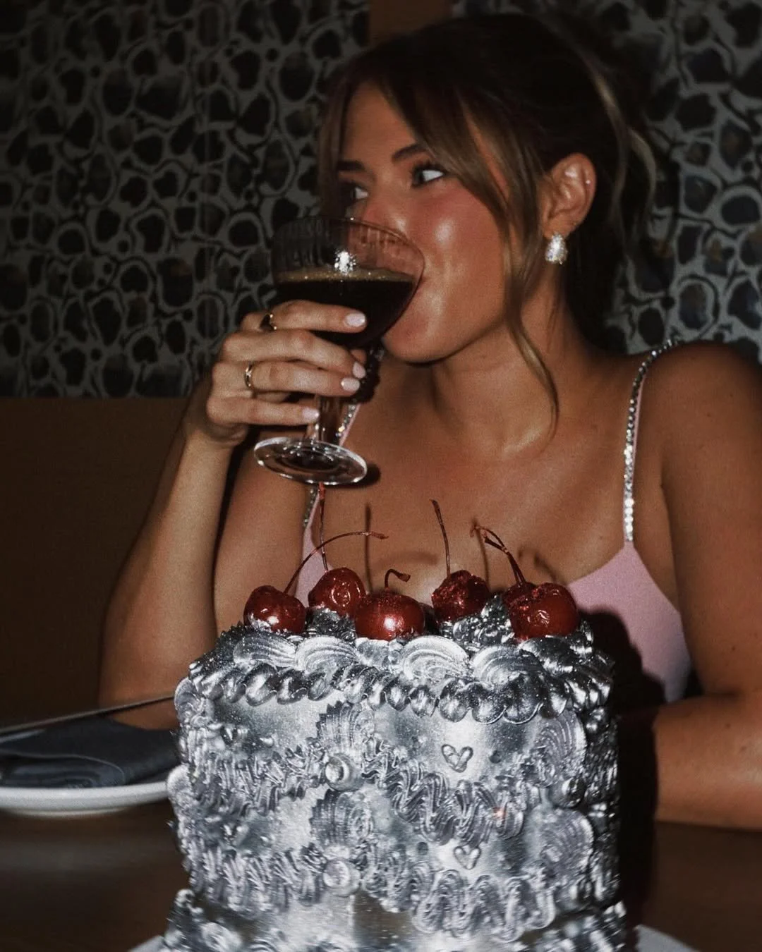 Our Favorite High-Style Lambeth Vintage Cake Ideas