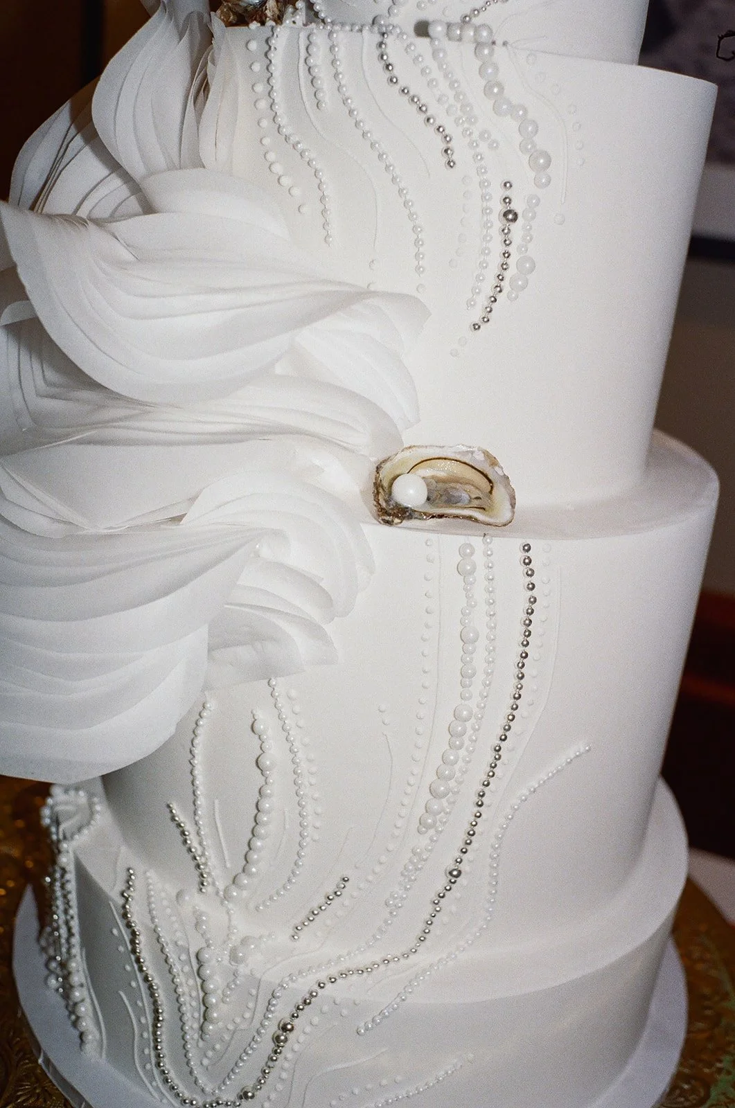 ECBG Cake Studio Chicago Mega Menu Scroll 1.jpg