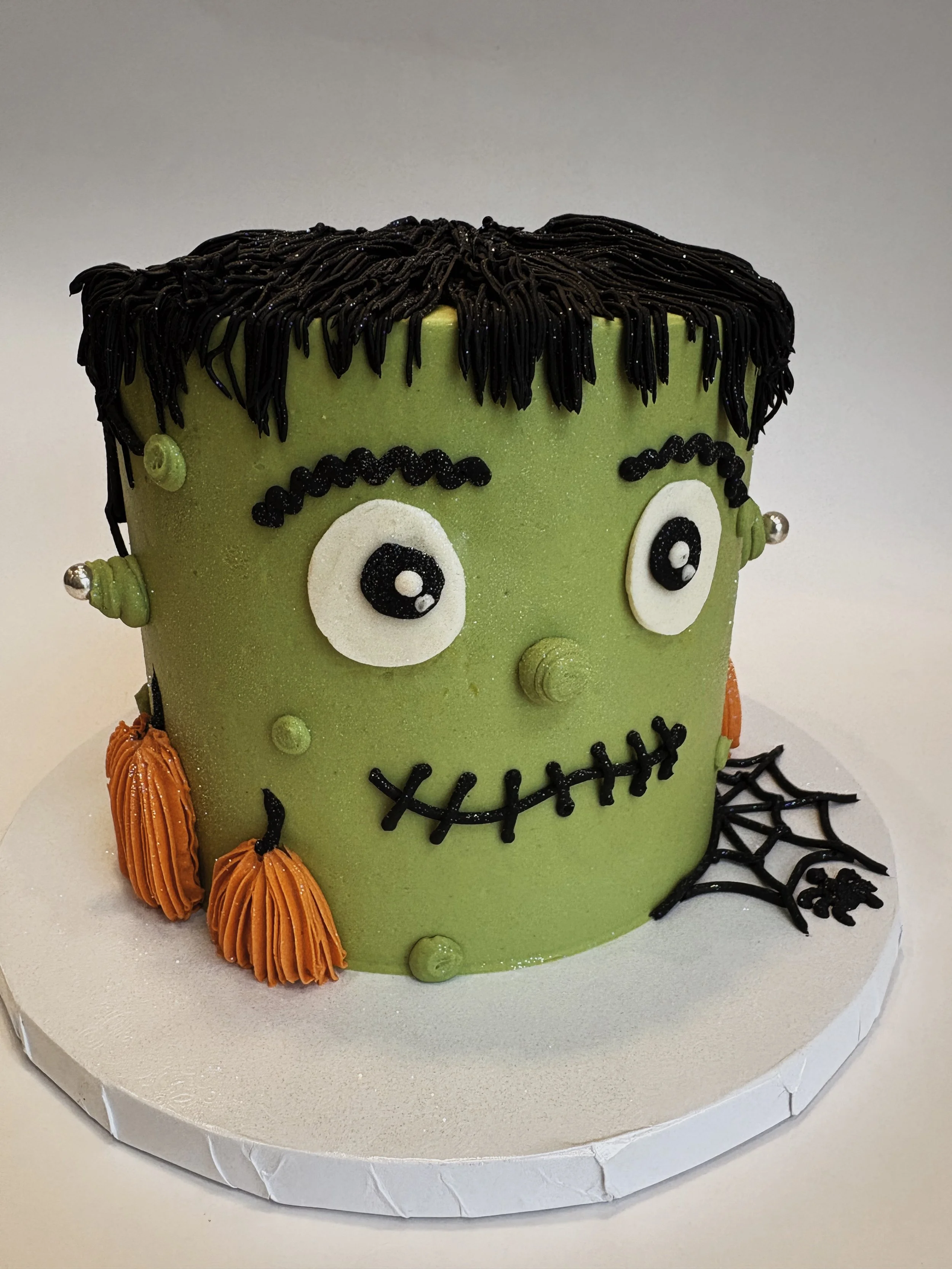 ECBG Cake Studio Chicago Halloween Cake Class 10.JPEG