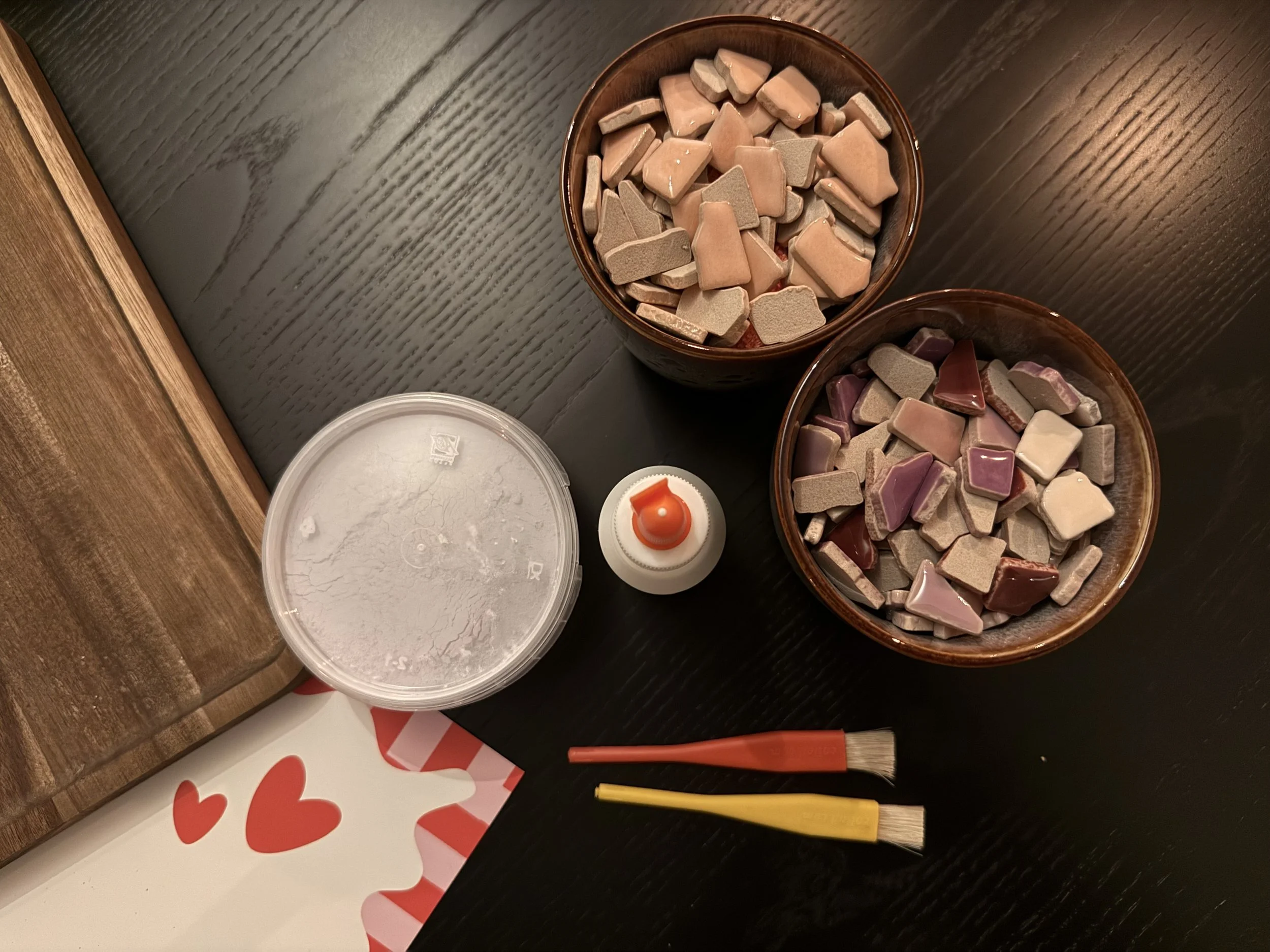 Atelier Fleuré - Atelier aan tafel - Borrelplank mozaïeken 1 