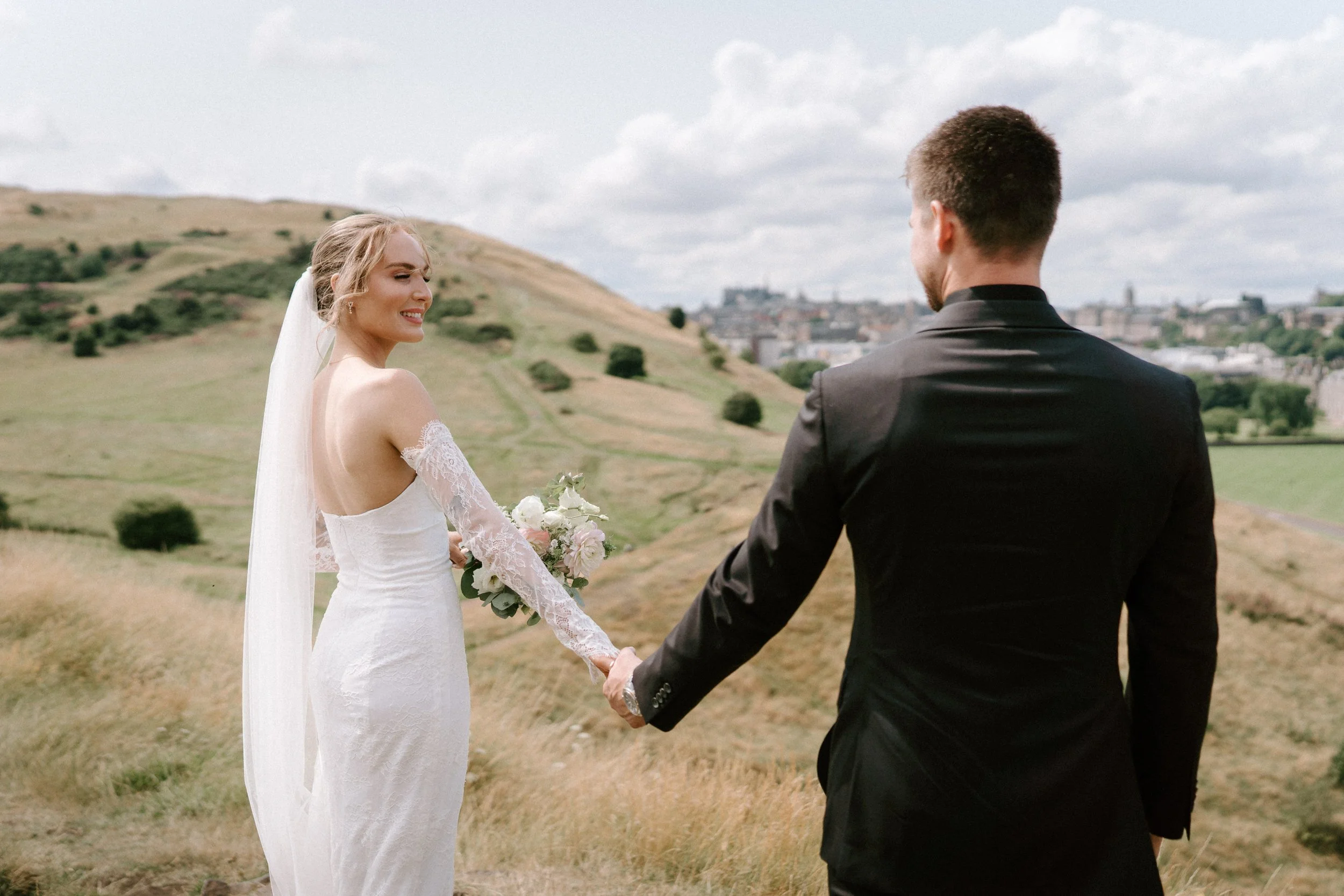 A Summer Scotland Elopement: a Canadian Couple’s Adventurous Wedding