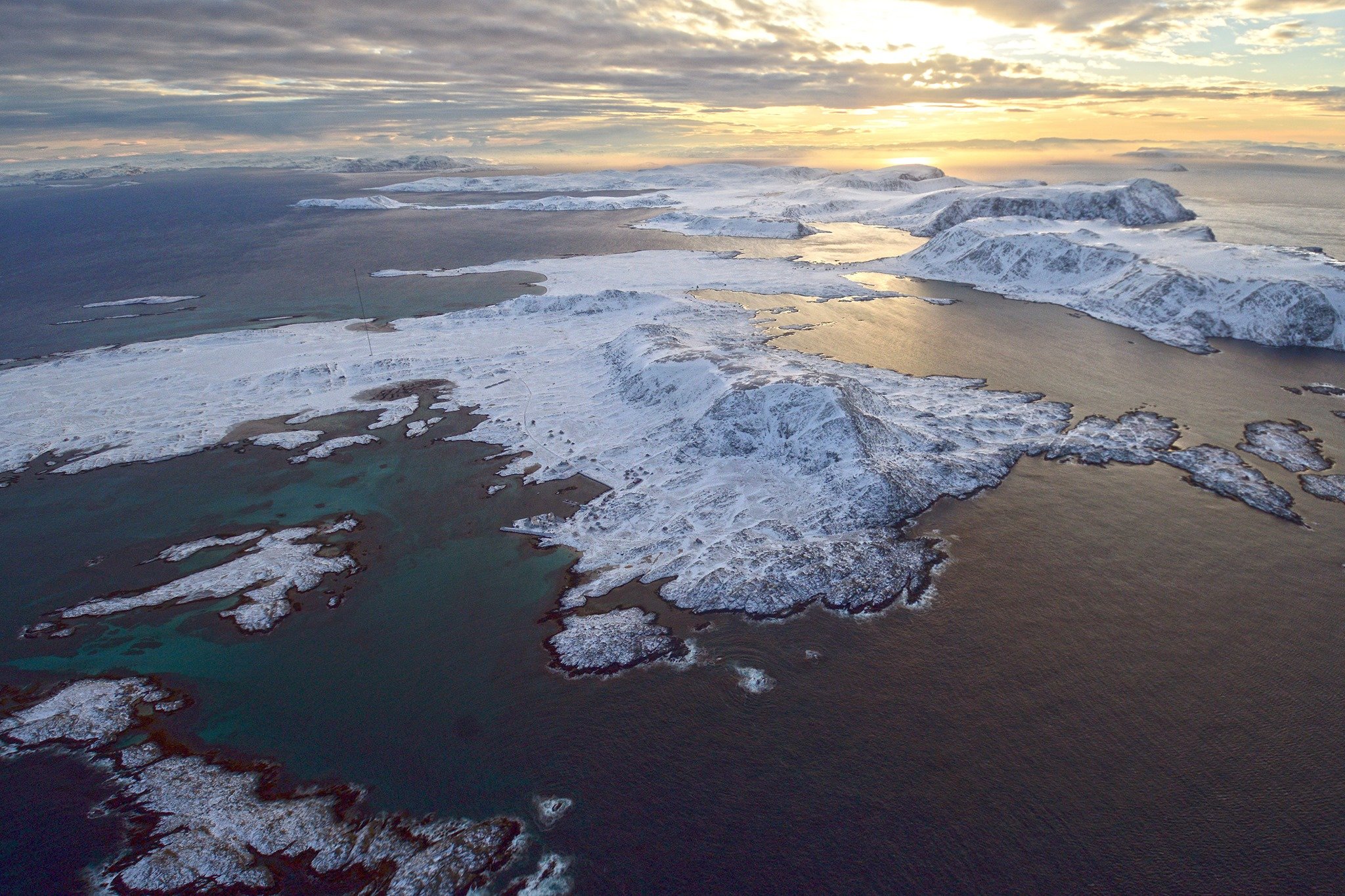 Ingøy arial winter morning (1).jpg