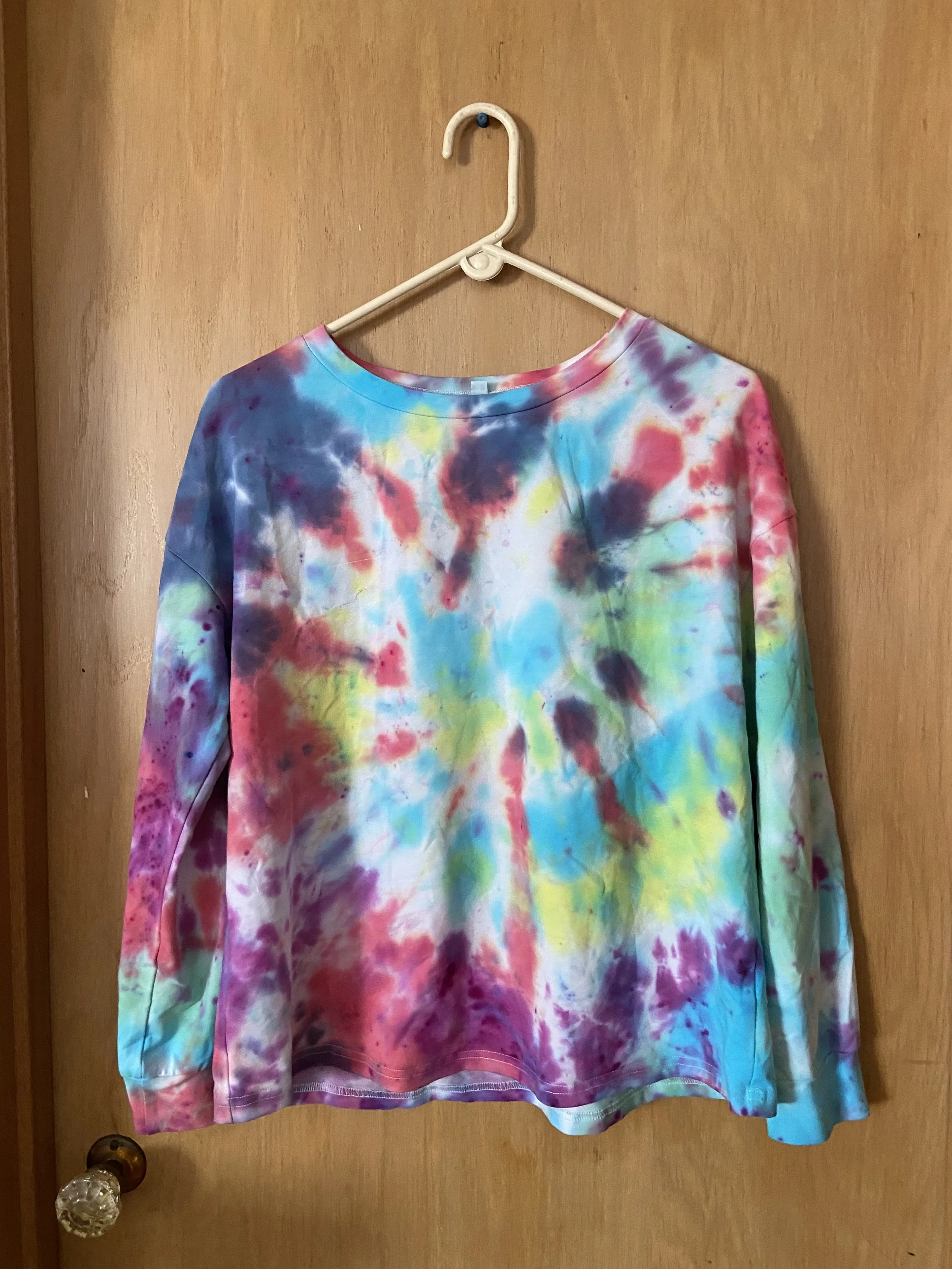 Vibrant Swirl Tie-Dye Long Sleeve T-Shirt
