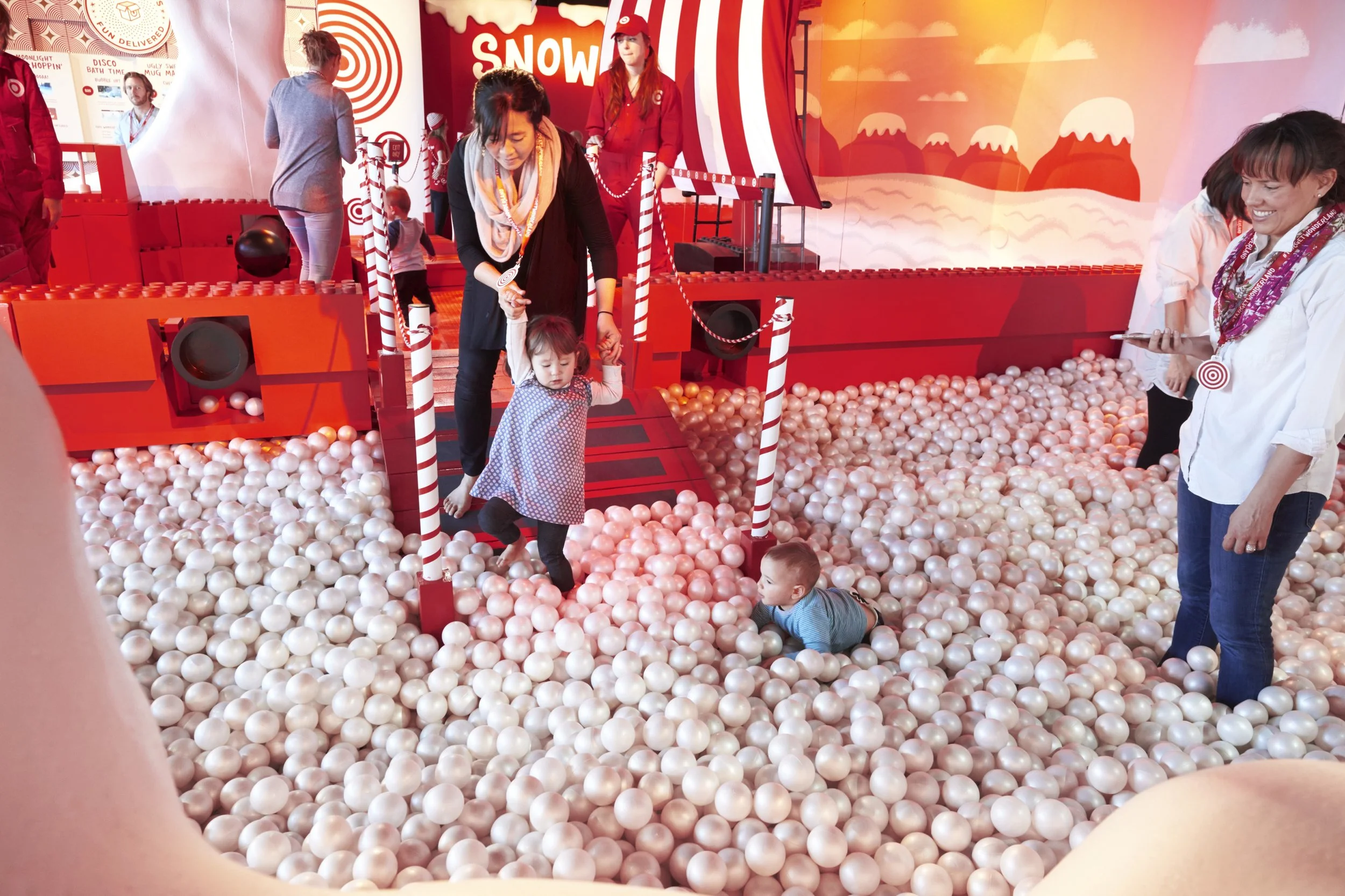 Wonderland_Lego3_5000.jpg