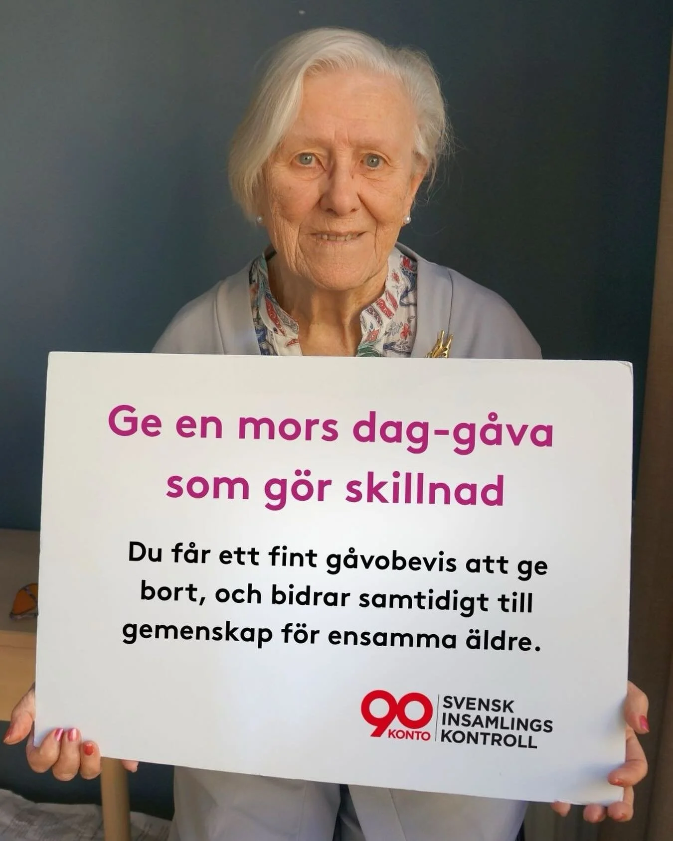 🩷 Ge en mors dag-g&aring;va som hj&auml;lper &auml;ldre ur ensamhet! Swisha summan av en blomma (eller en hel bukett!) via l&auml;nken i v&aring;r profil.

Din g&aring;va bidrar till att fler ensamma &auml;ldre regelbundet f&aring;r komma ut och k&a
