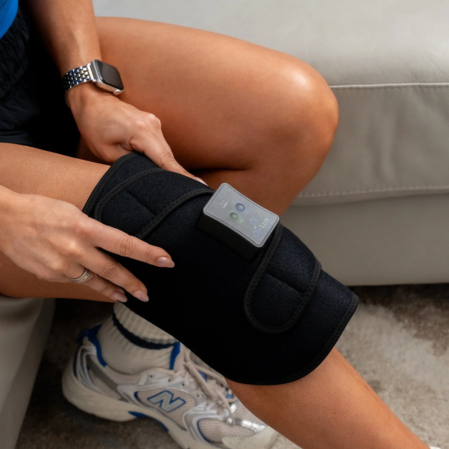 OnLux MVP for knee - Wearable LED Light Therapy + Gentle Vibration Support for Recovery