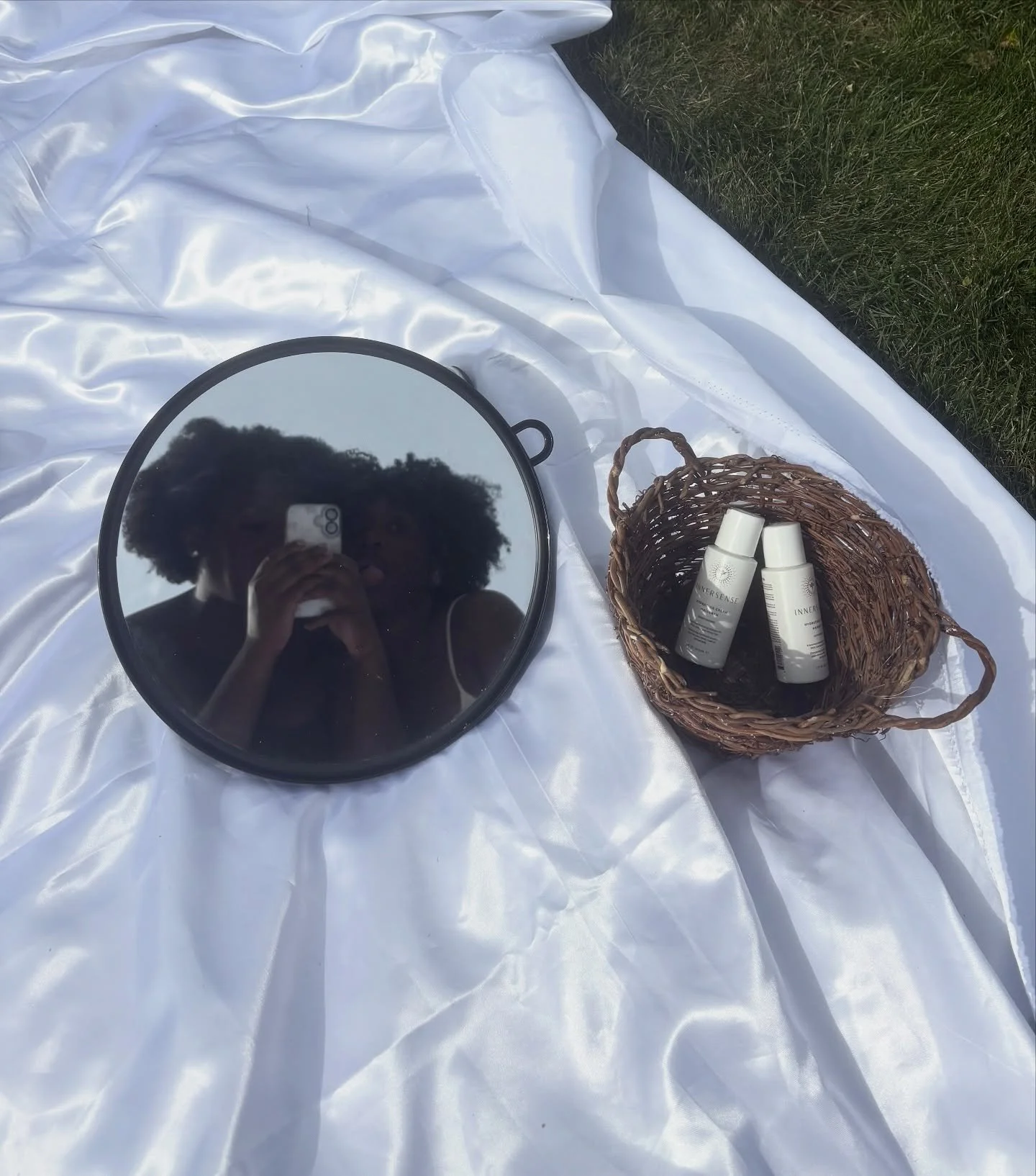 Mijn liefde voor Innersense ✨

1️⃣ Clean &amp; Safe &ndash; Zonder sulfaten, parabenen of siliconen.
2️⃣ Effective &amp; Nourishing &ndash; Hydrateert en versterkt.
3️⃣ Botanical &amp; Natural &ndash; Plantaardige extracten voor haar &amp; hoofdhuid.