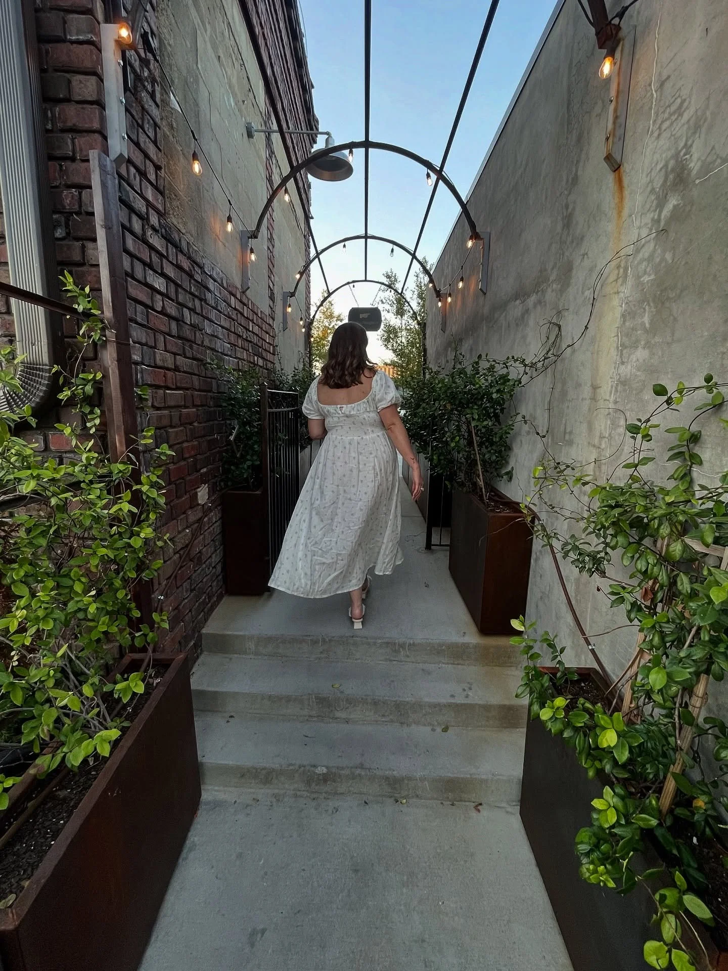 Got outta dodge for the weekend to celebrate our 2 Year wedding anniversary! Time truly sky rockets by in a flash. Love you babe and the life we are building! 

Thank you to @olivia_jones0518 for coming along!