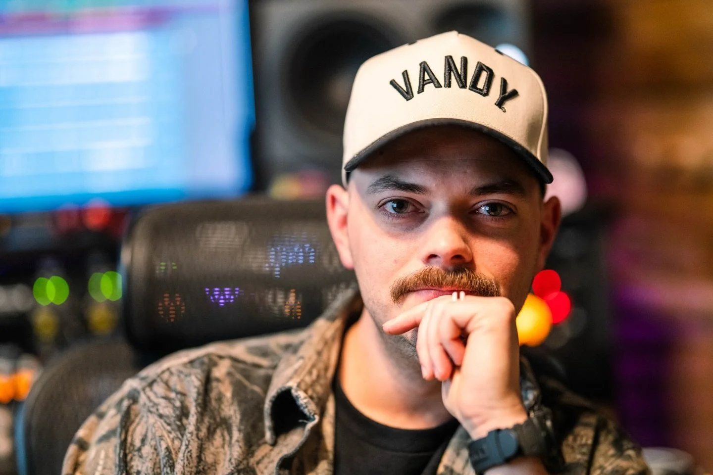 Got the last full band recording session in before the holidays! Excited for @trevortomsmusic new music this coming year! Always awesome to get to work such great folks! 

📸 @kaitlingladney_