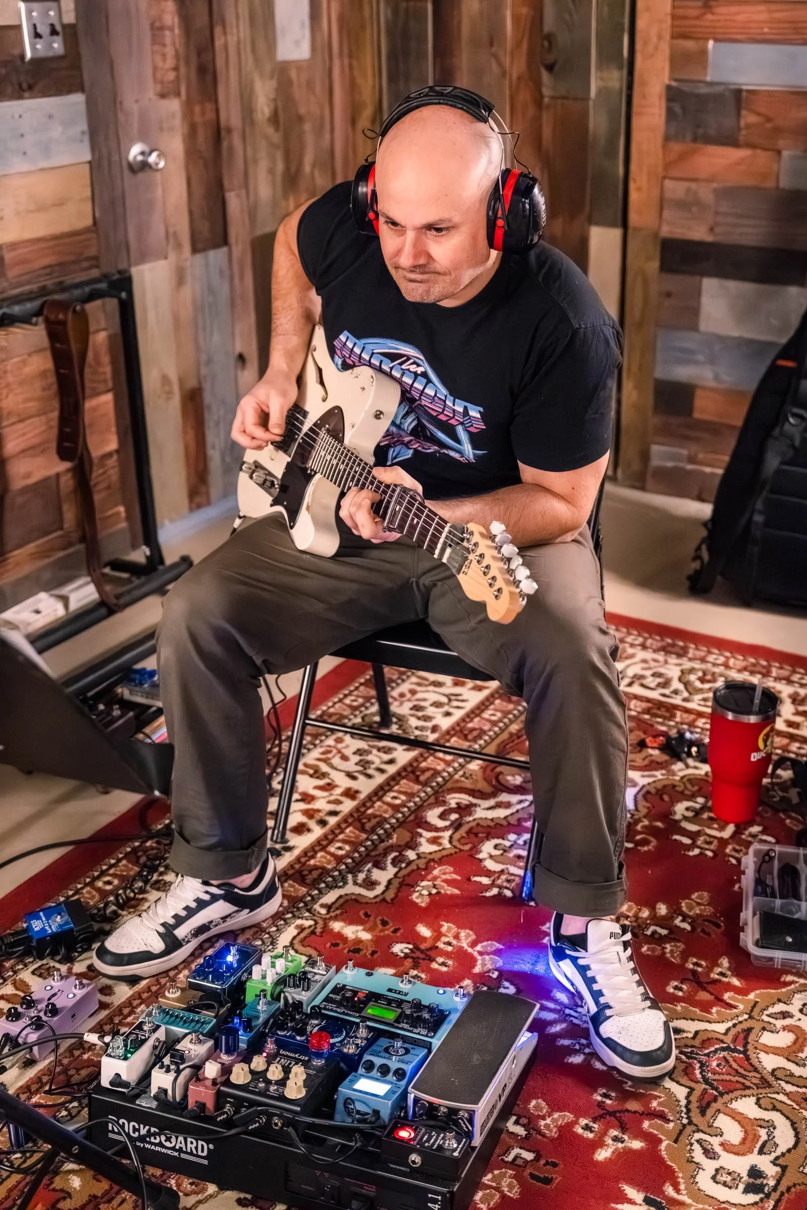 2025.12.07 Grant Edwards Studio Session-47.jpg