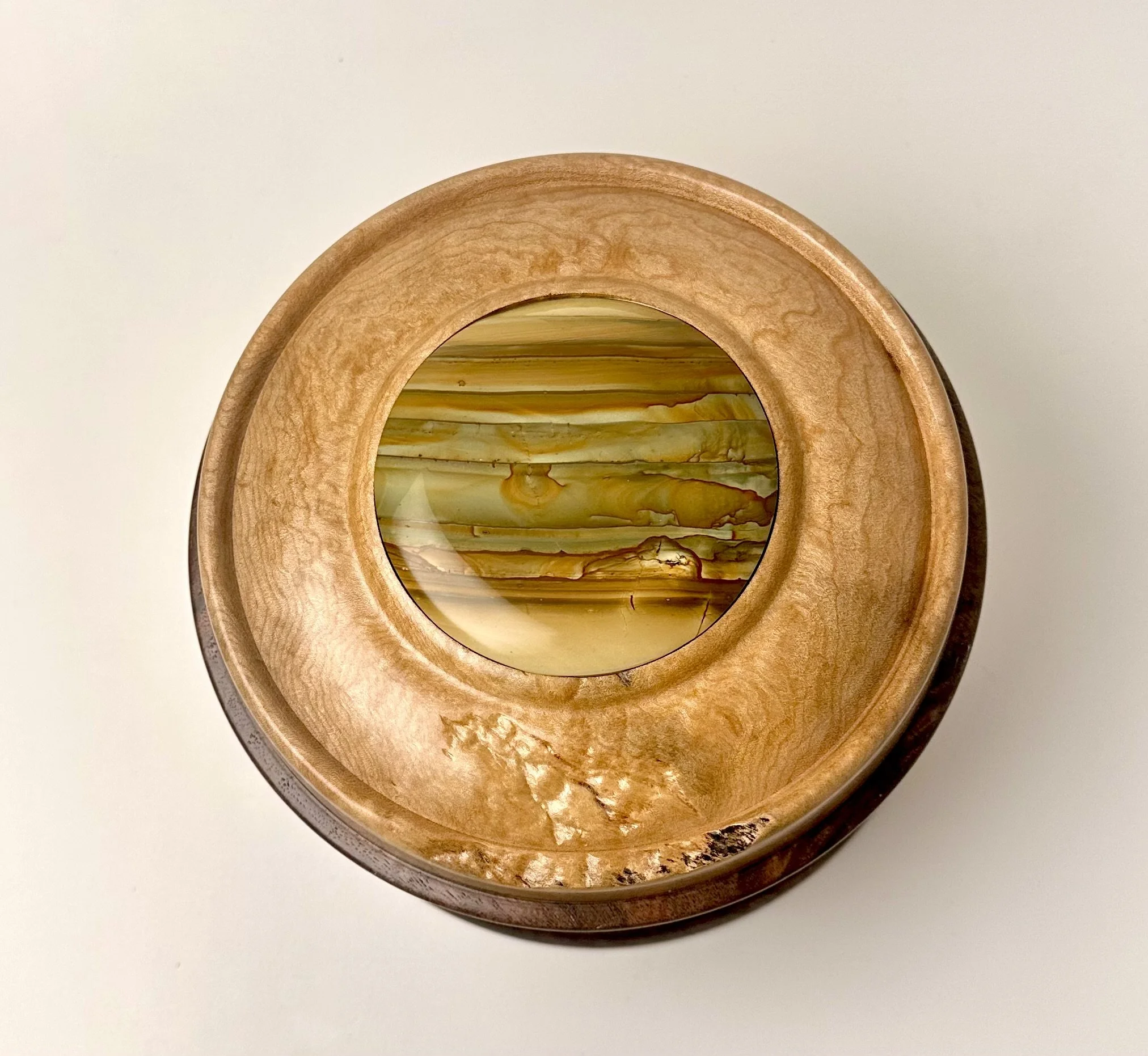 

Quilted maple, walnut, and Owyhee picture jasper.  8” x 4.5”
