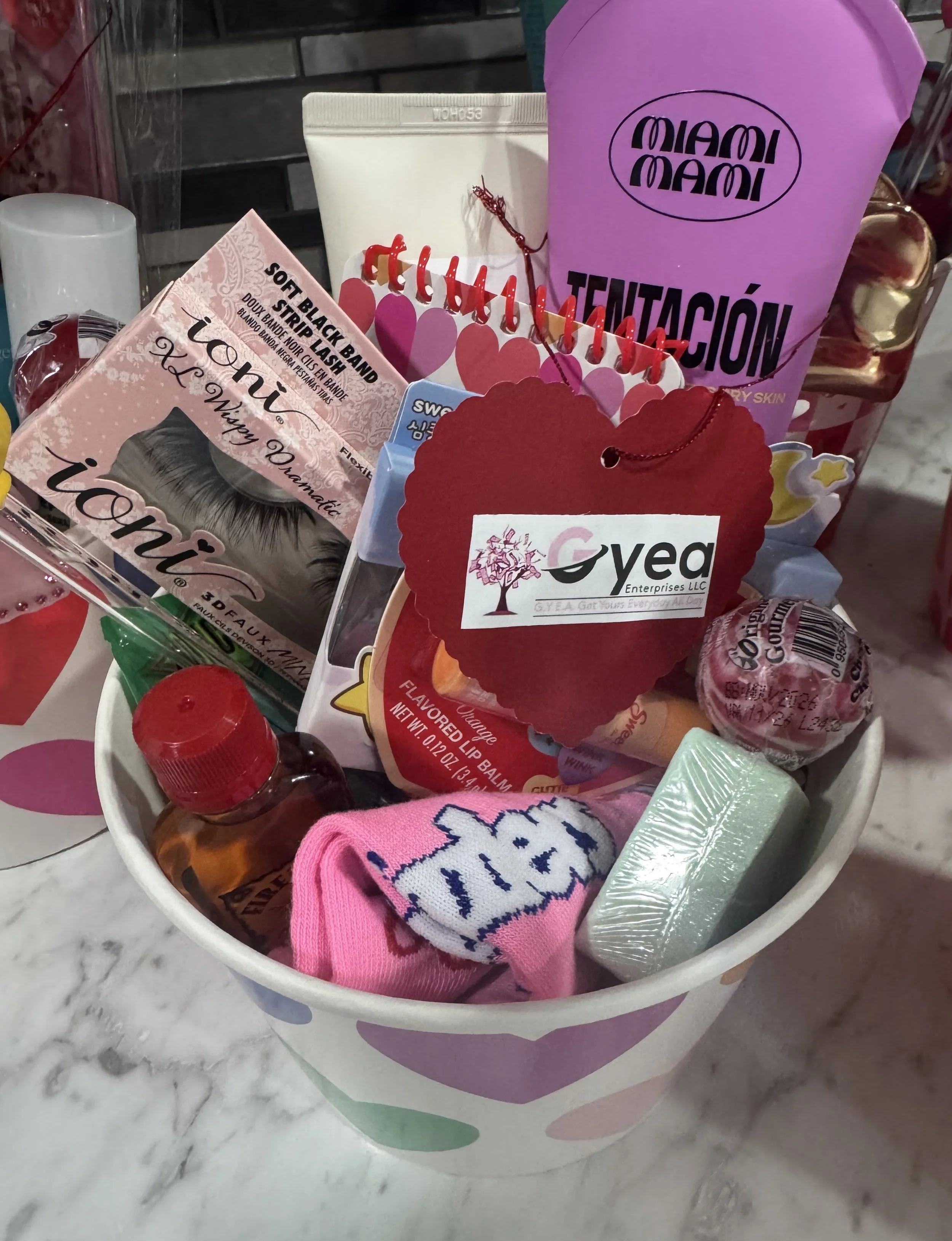 Valentine's Day Large Basket