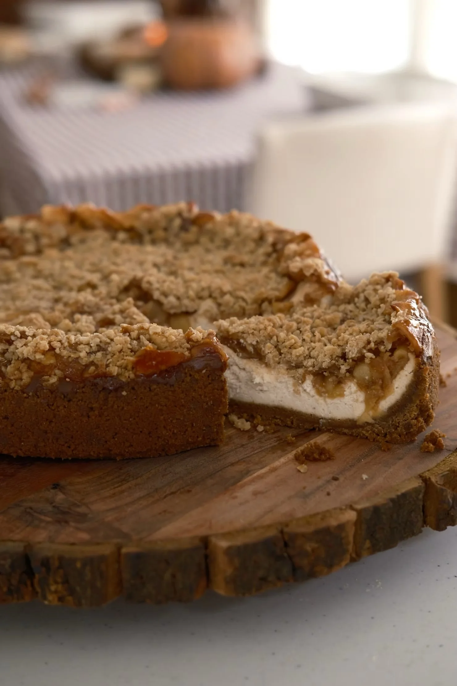 Brown Sugar &amp; Biscoff Apple Crumble Cheesecake
