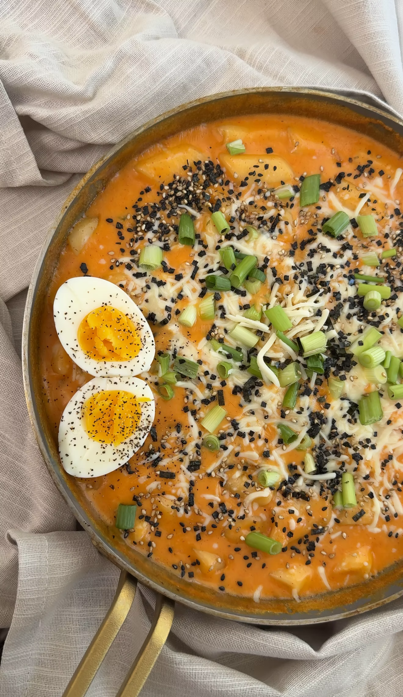 A Twist On Rośe Tteokbokki (so basically a twist on the twist)