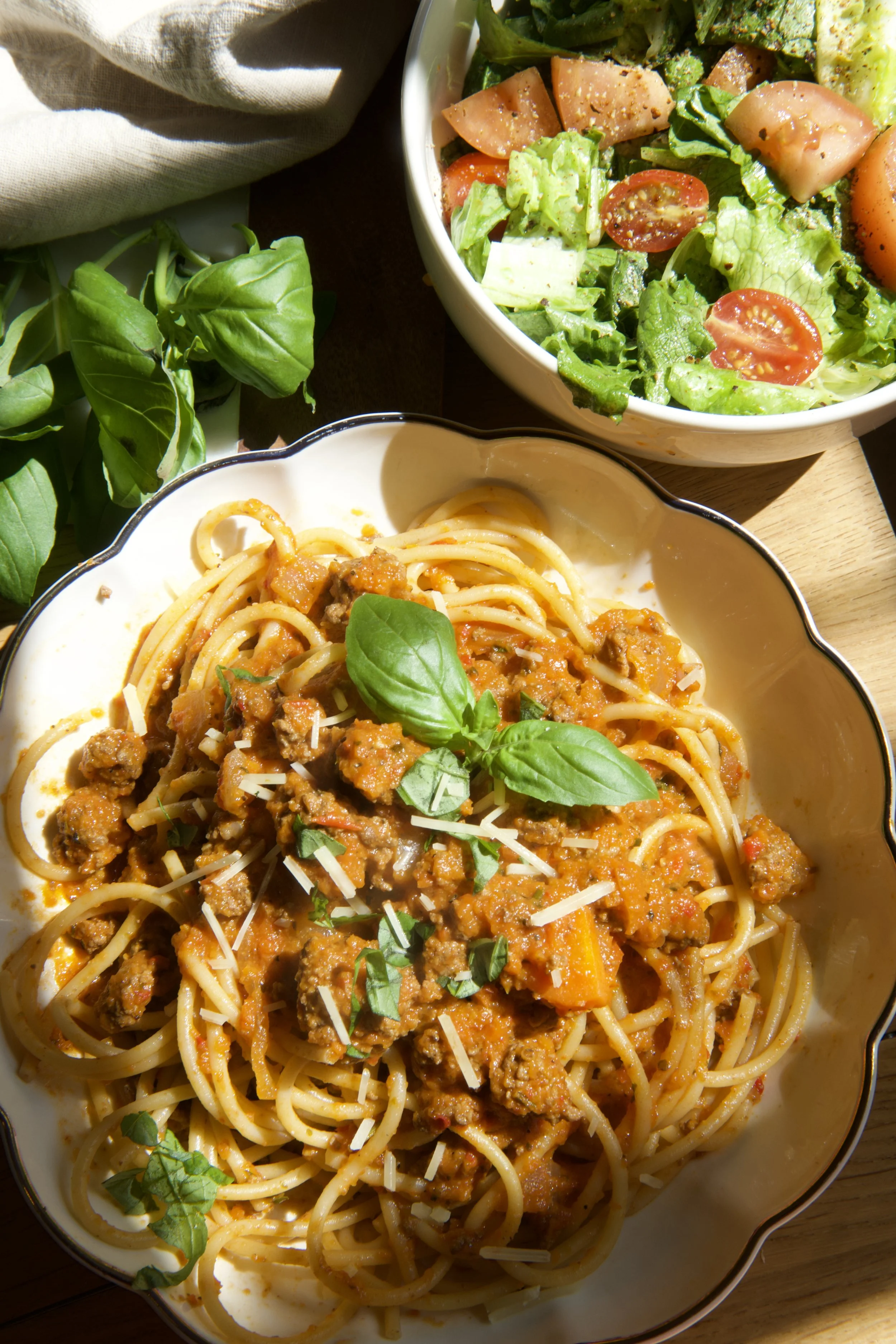 Creamy Red Pepper &amp; Carrot Spaghetti (creamy hidden veggie &amp; meat sauce)