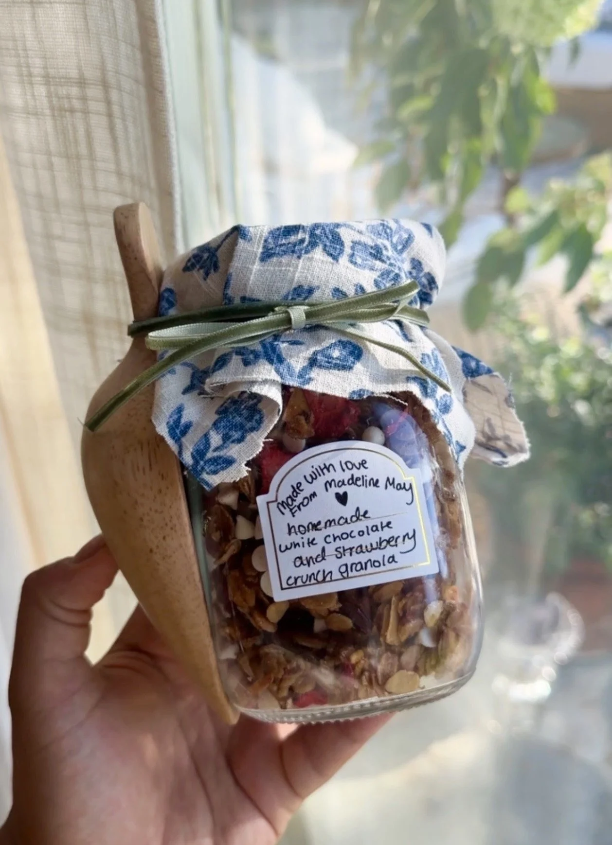 Strawberries &amp; Cream Granola With Toasted Almonds