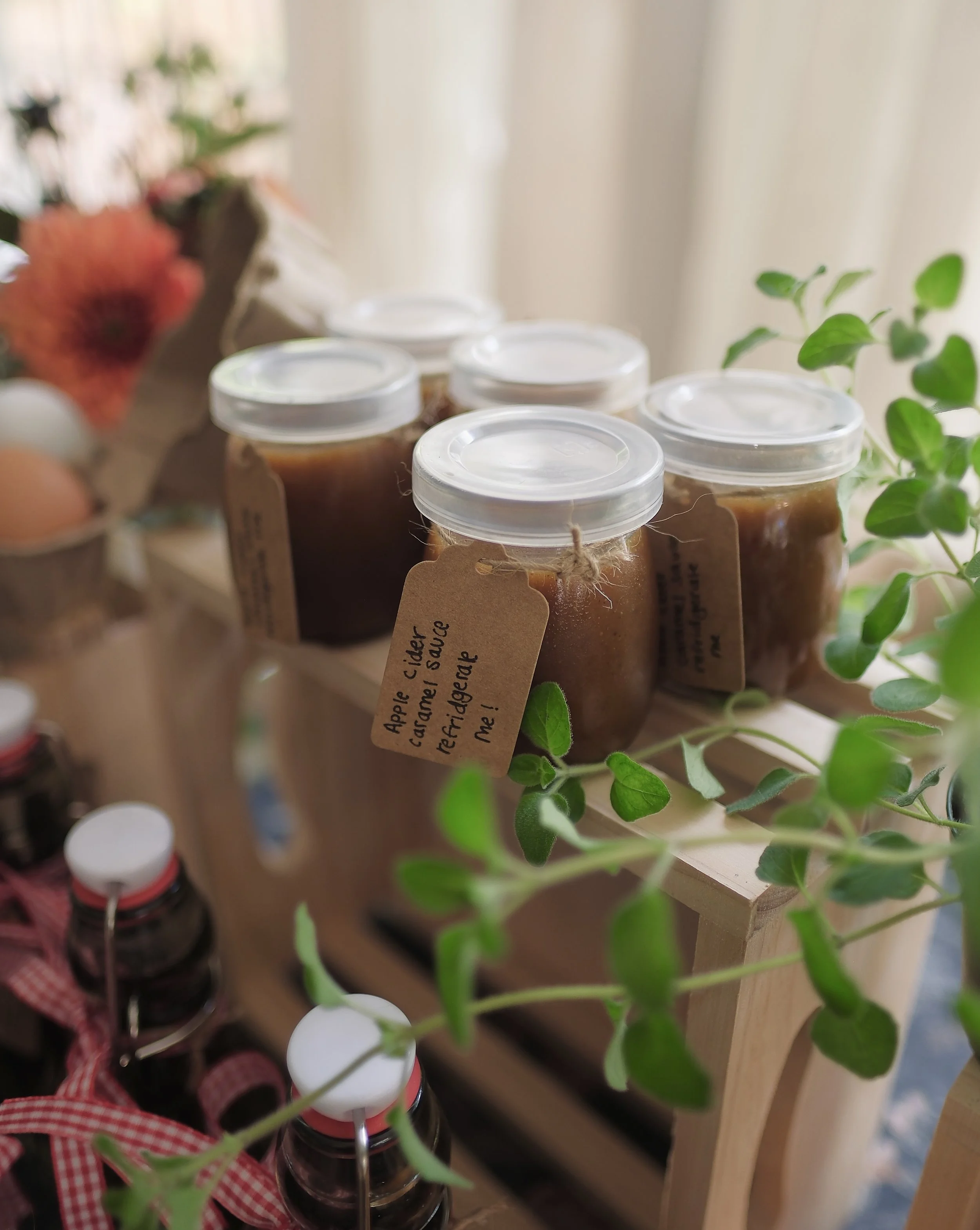 Apple Cider &amp; Cinnamon Caramel Sauce