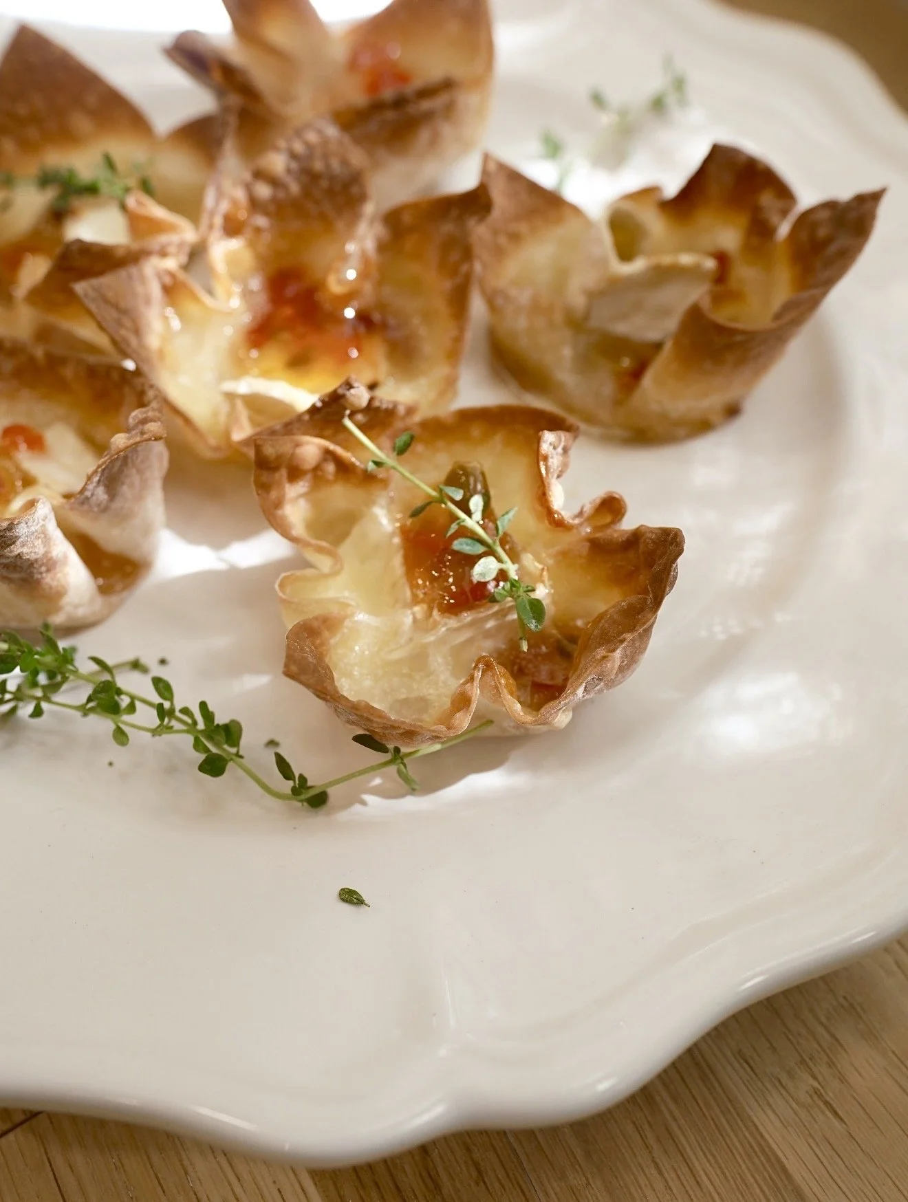 Brie &amp; Pepper Jelly Wonton Bites