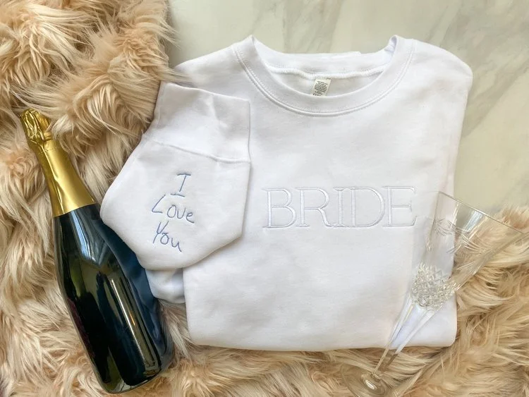 Announcing A New Giveaway For Engaged Couples!