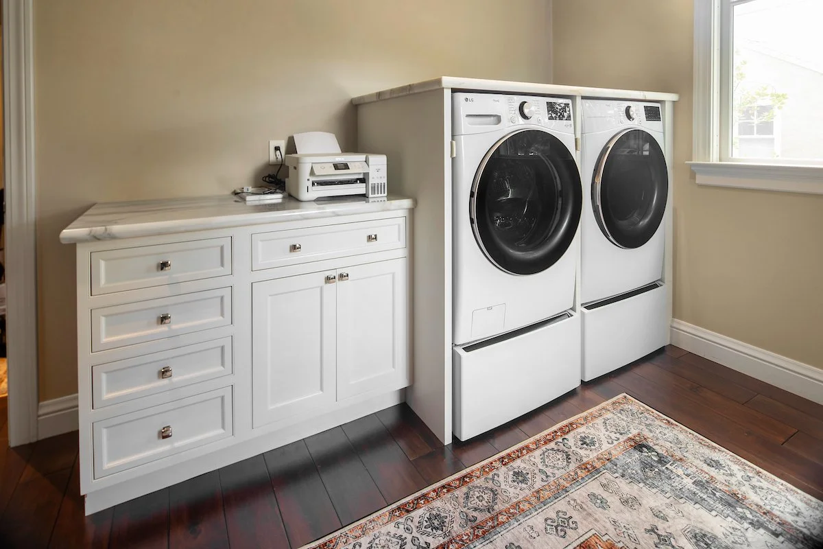 Kim Carroll_330 PLAZA ST11932.jpg