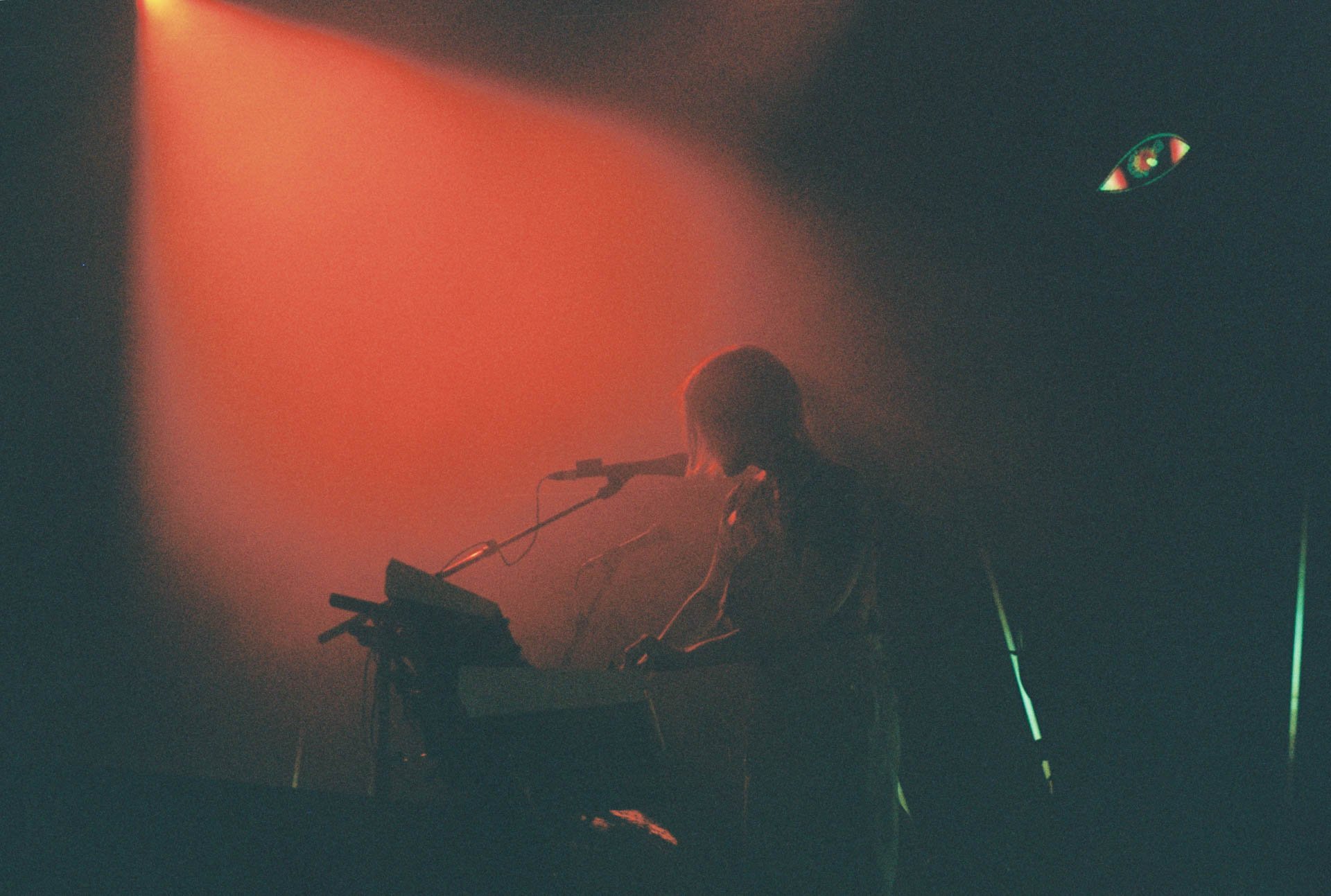 M83