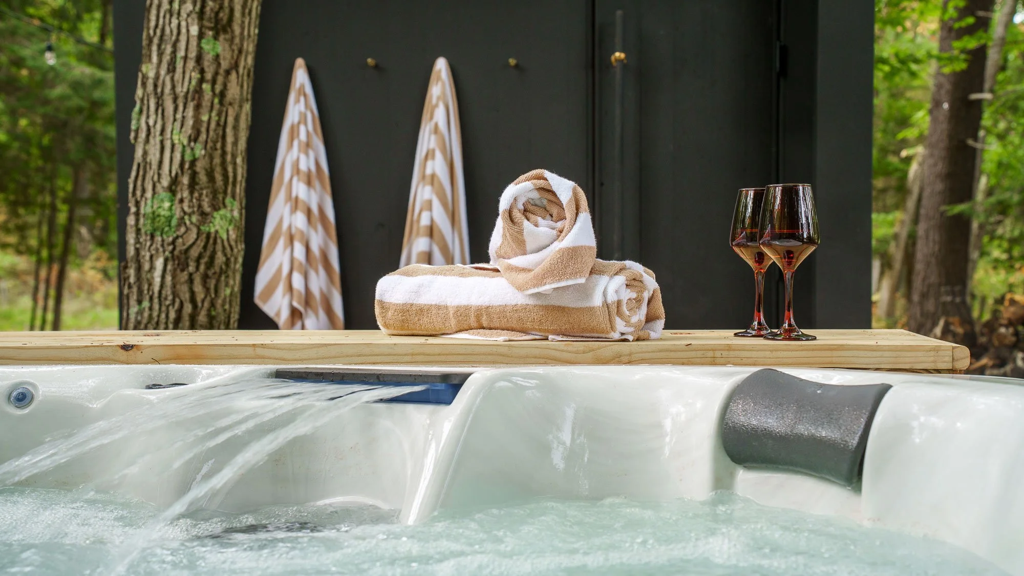 Vacation Rental airBNBKYL01203-HDR.jpg