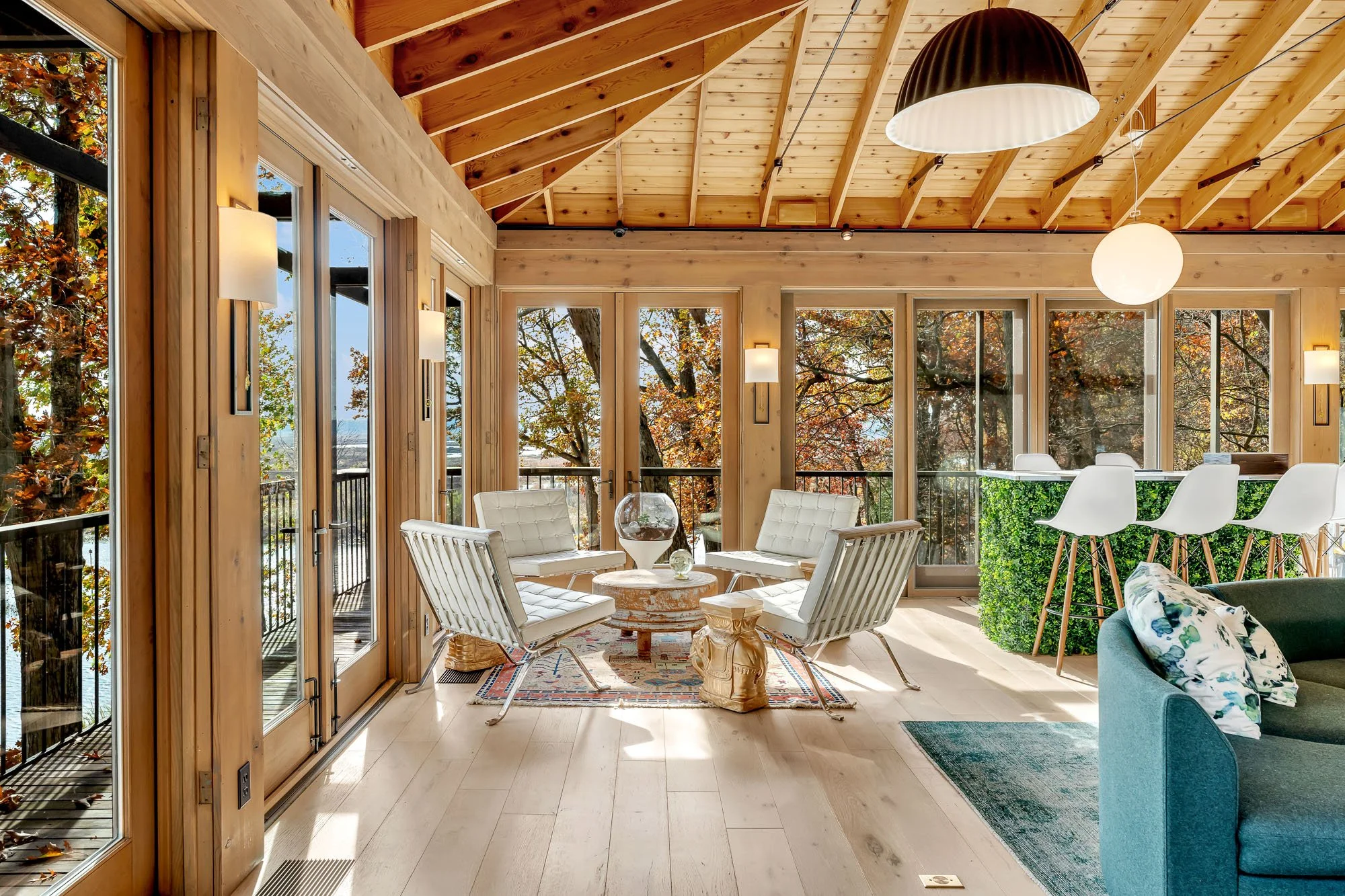 ✨🎉Countdown to 2026🎉✨ 2 of our favorite photos from AirBNB's for the last 2 days of the year!