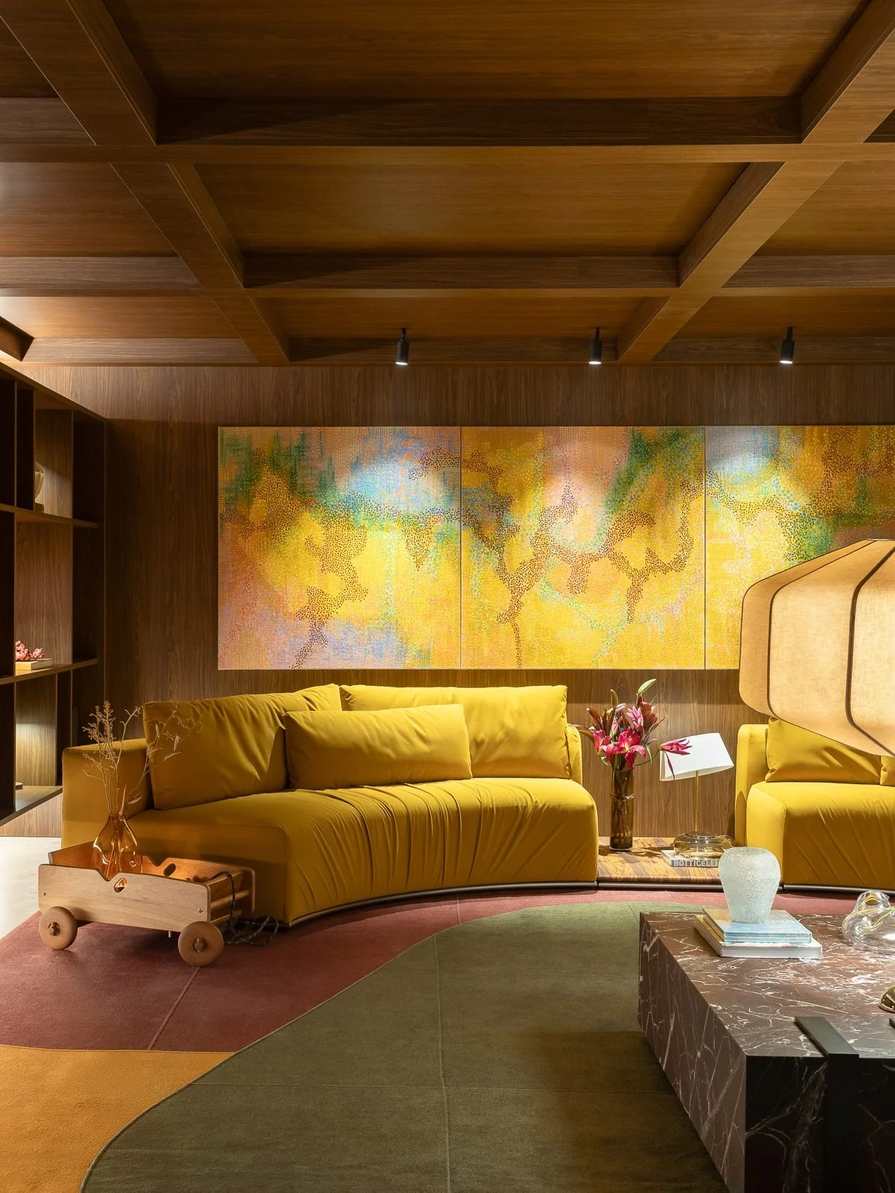CasaCor Ribeir&atilde;o Preto 
LIVING RAIZES 

Um espa&ccedil;o constru&iacute;do a partir do movimento de volta &agrave;s origens: o resgate identit&aacute;rio na materialidade e na curadoria art&iacute;stica.

@casacor_ribeiraopreto 

M&oacute;veis