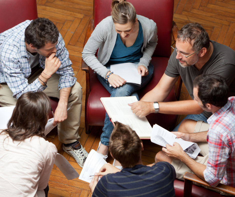 Group of students with their tutor