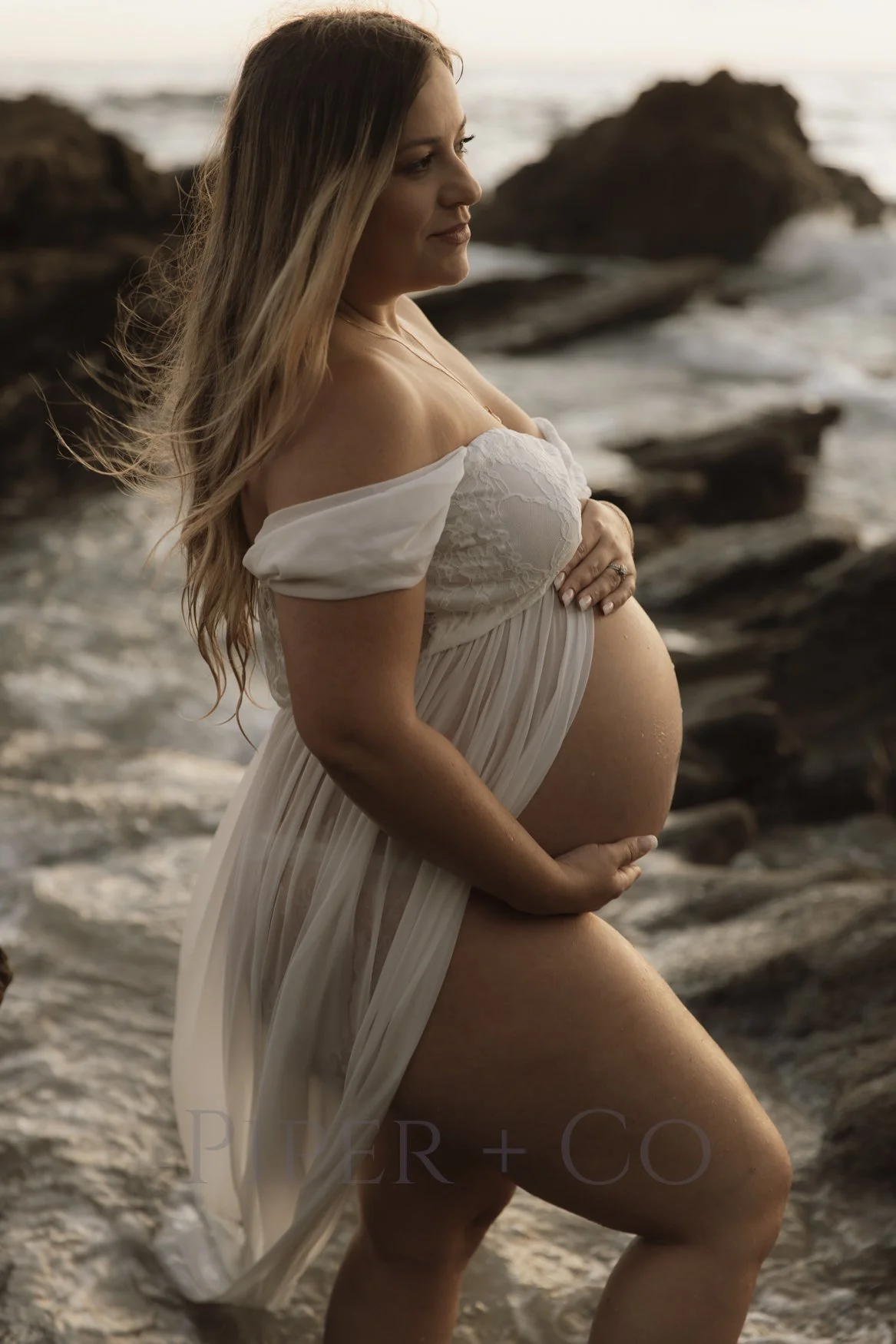 Los Angeles maternity photographer focusing on natural light and pregnancy details