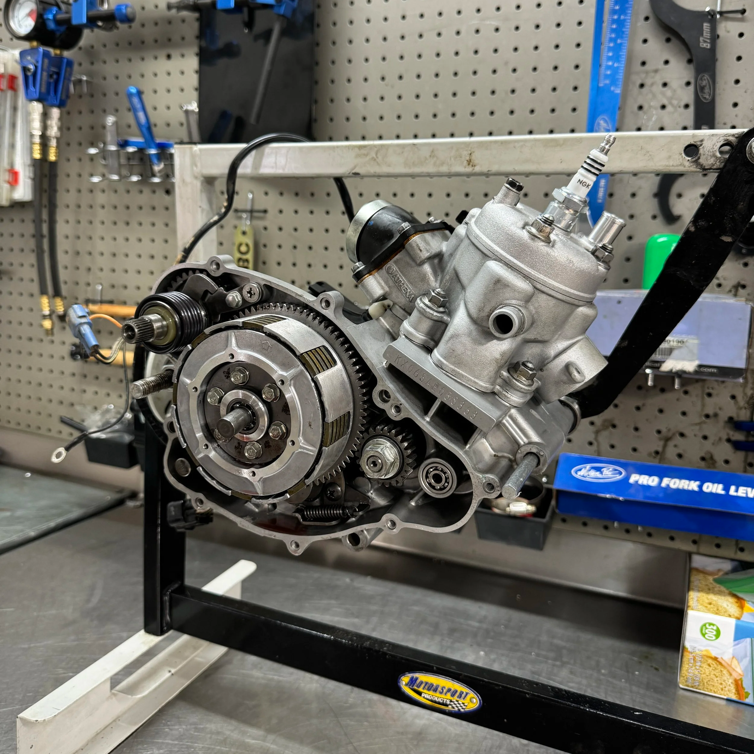 TWO STROKE ENGINE REBUILD