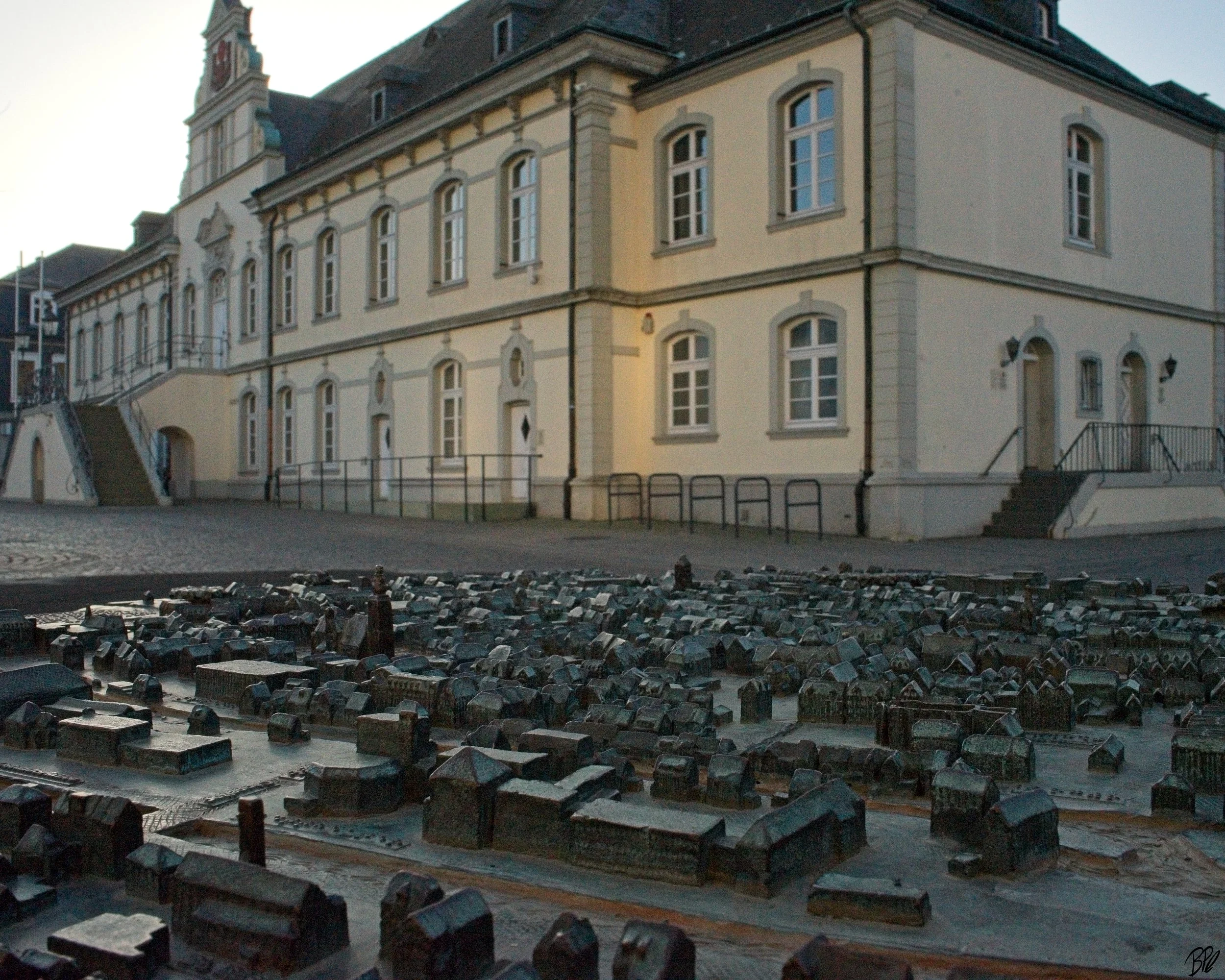 DSC00245-2.jpg
